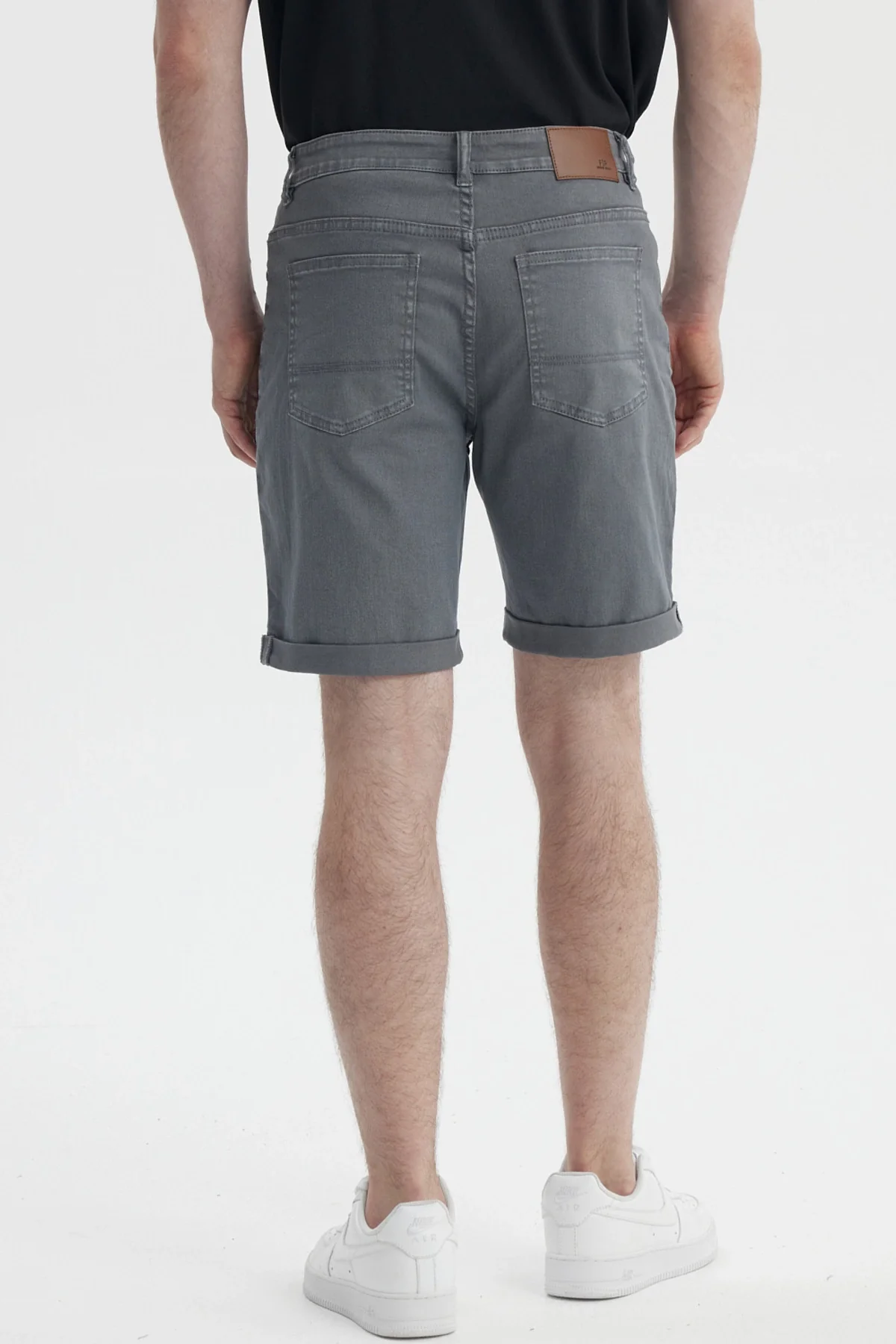 Bermuda Hombre Color Moda Gris - Image 3