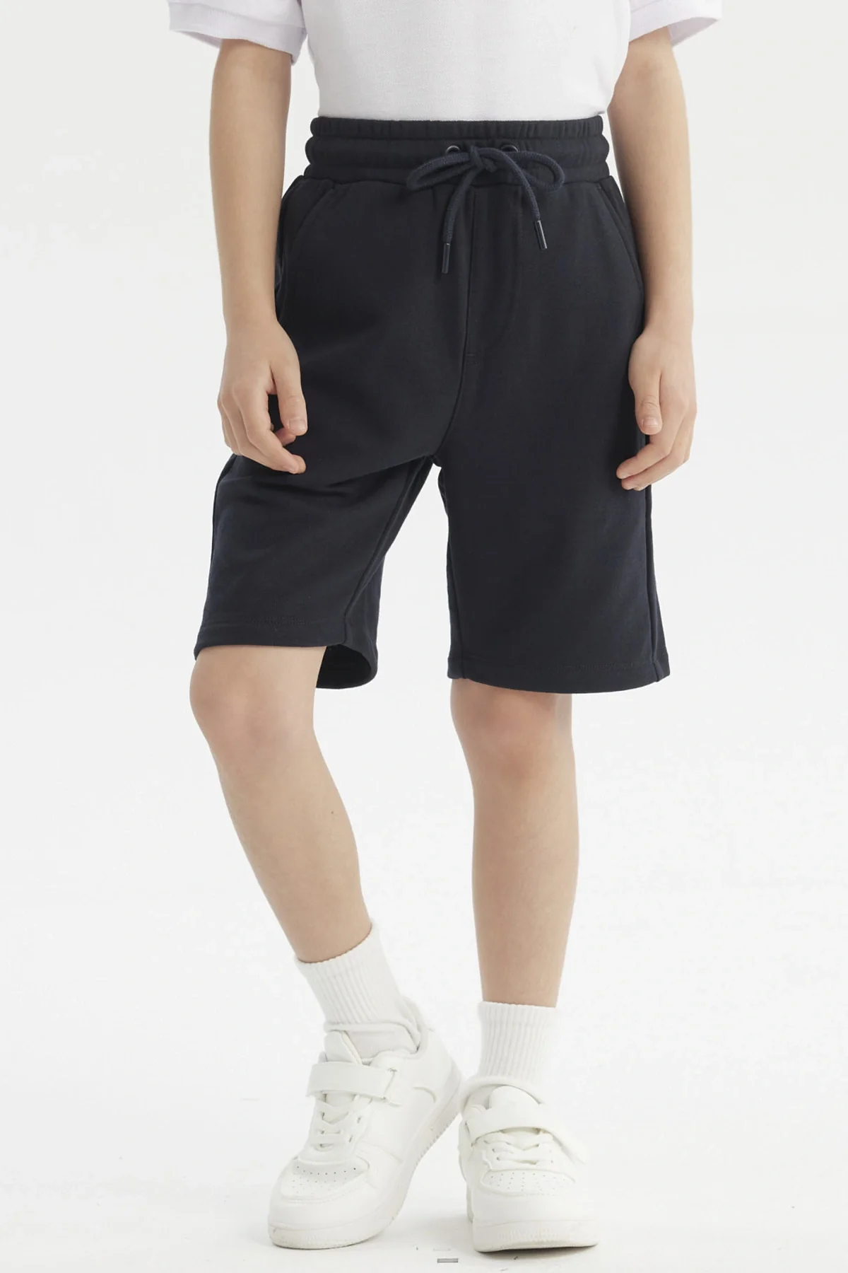 Bermuda Unisex Con Cordón Y Bolsillo Azul Marino