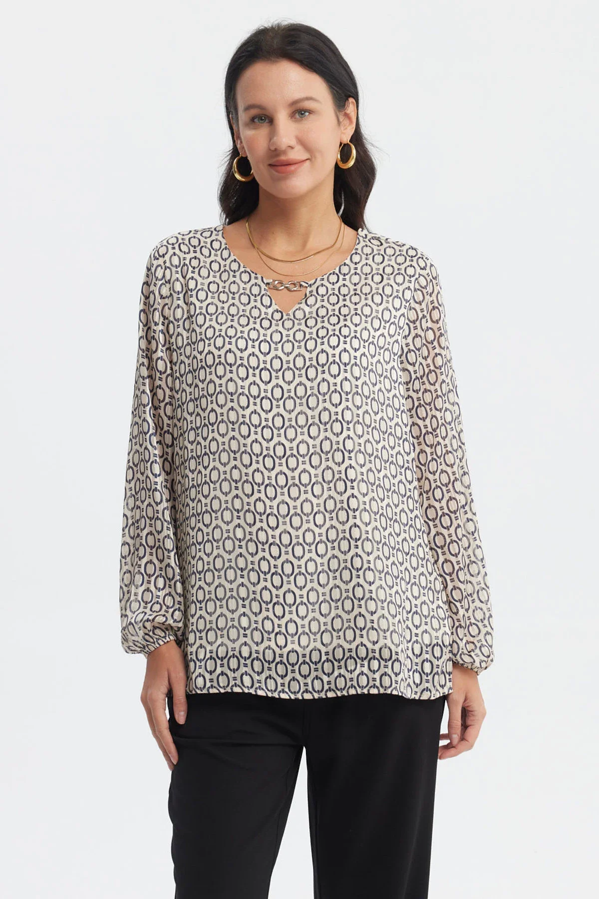 Blusa Mujer Aplicación Cuello Crudo