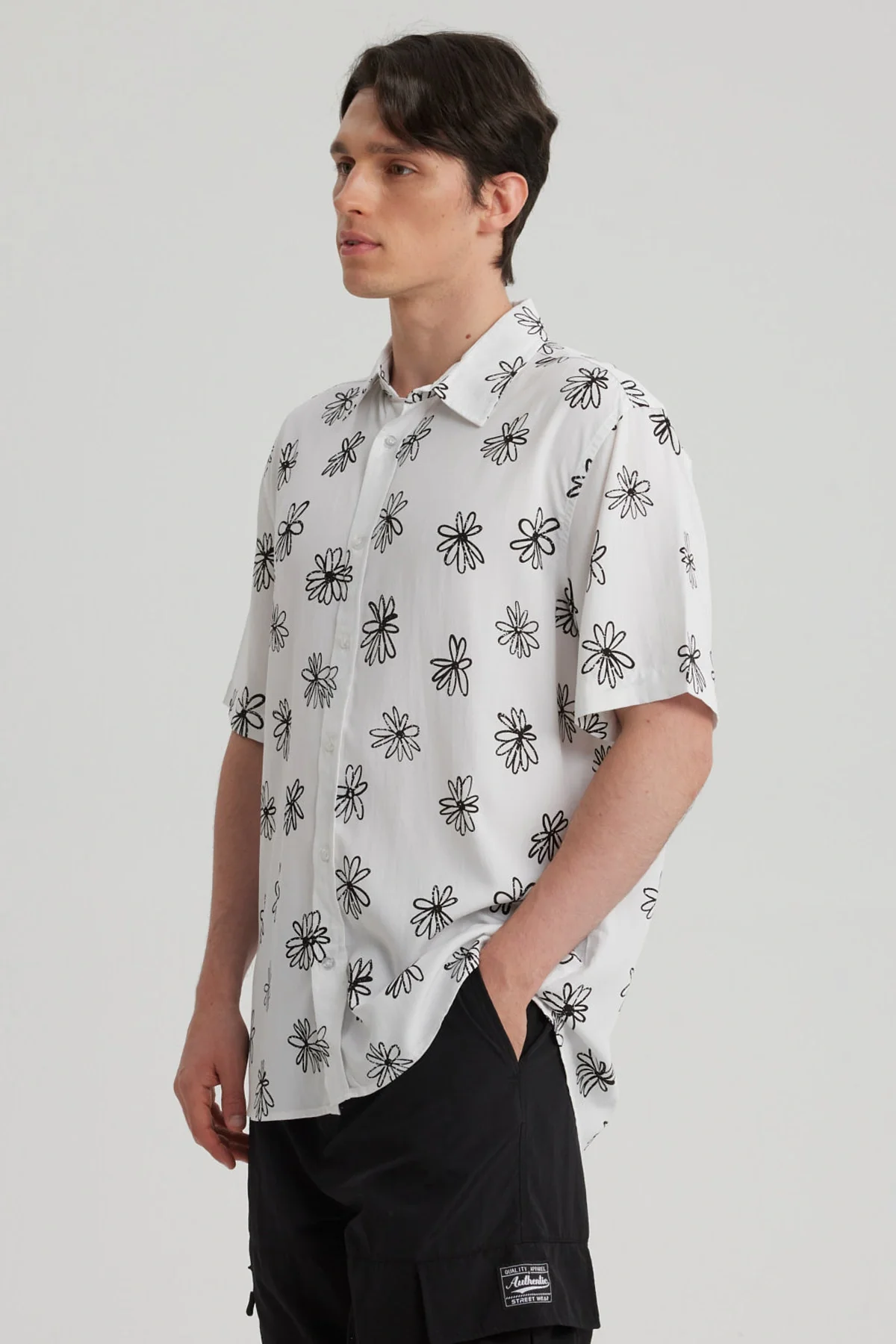 Camisa Hombre Full Print Blanco - Image 2