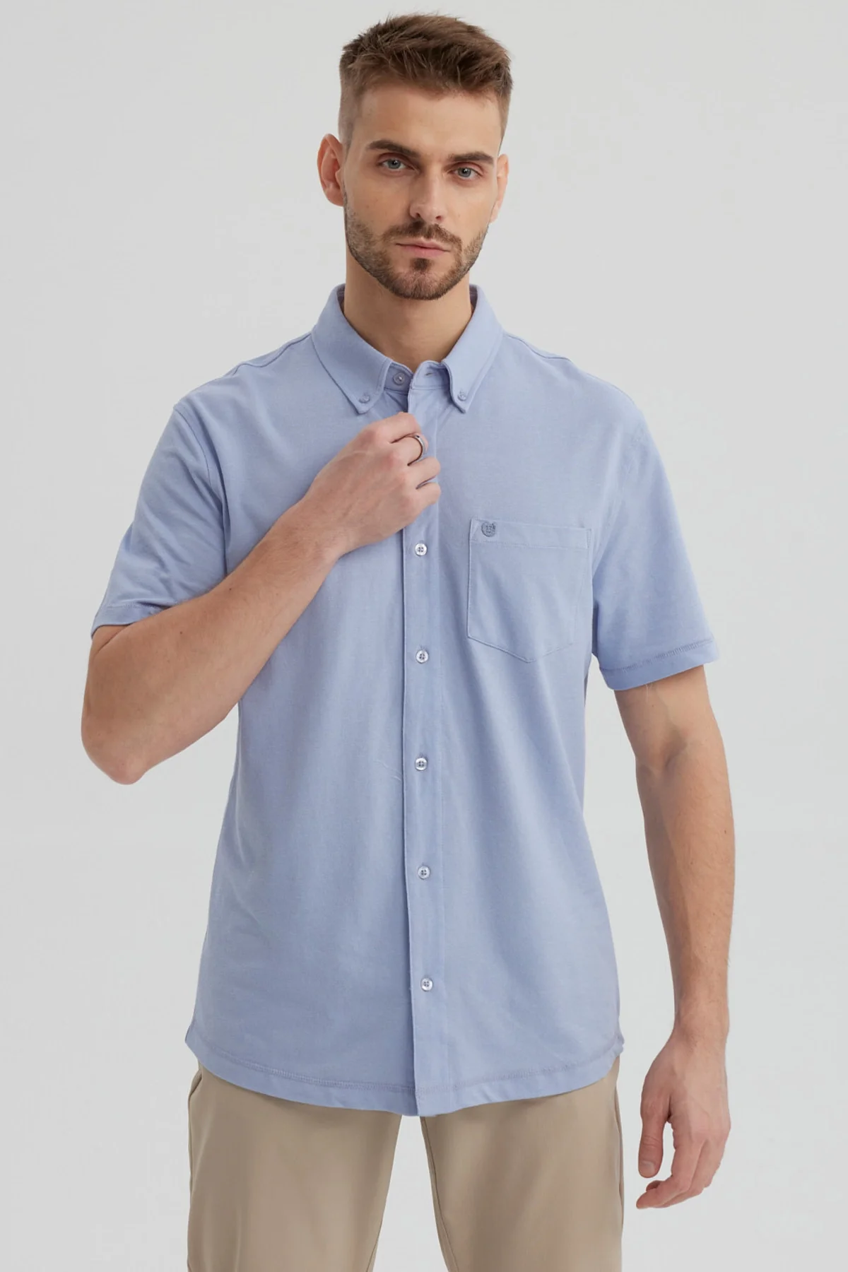 Camisa Hombre Piqué con Bolsillo Celeste