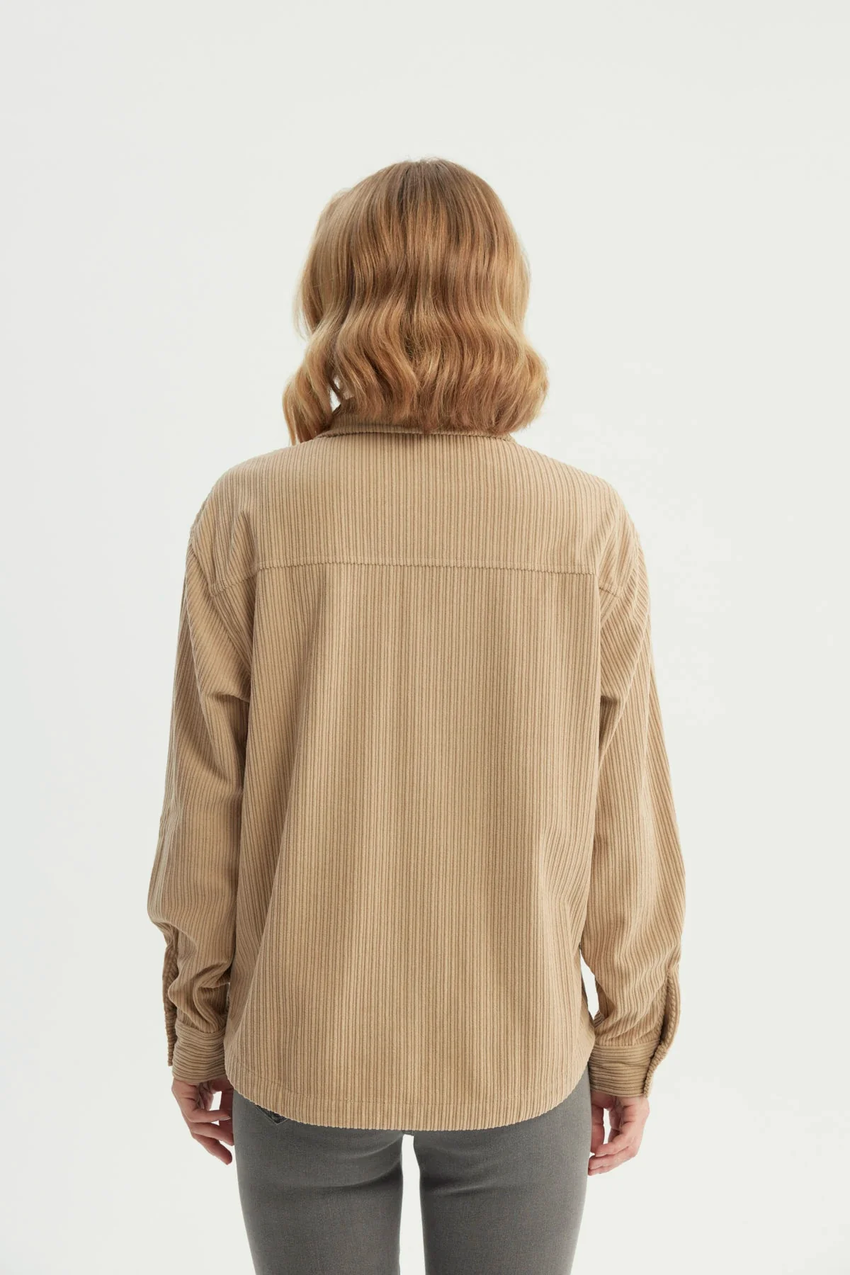 Chaqueta Mujer Oversize Cuello Polo Beige - Image 3