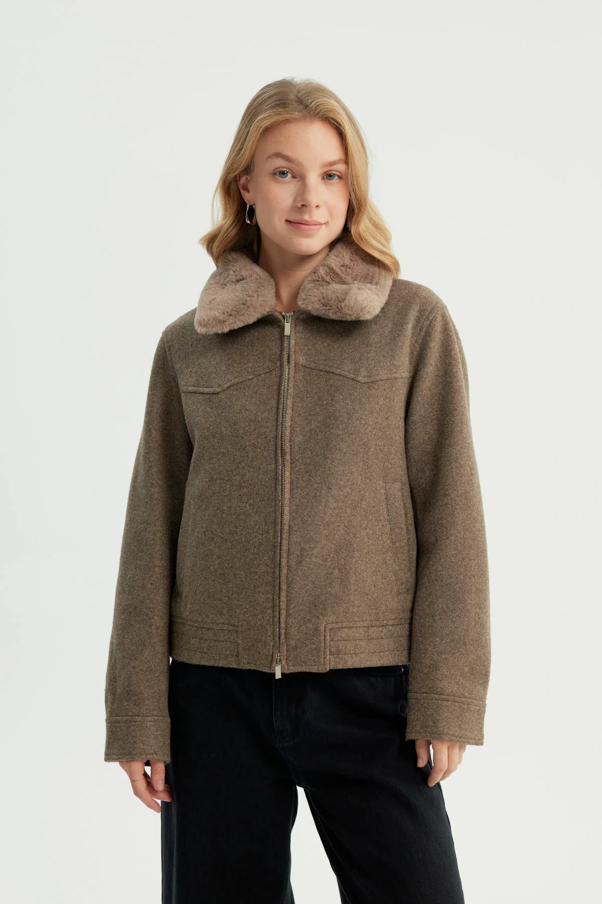 Chaqueta Mujer Regular Café