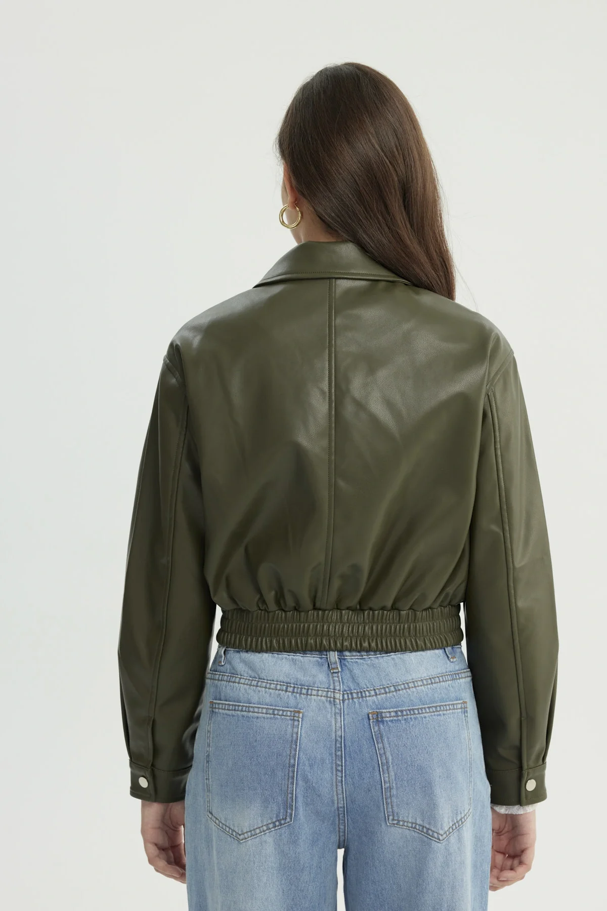 Chaqueta Mujer Regular Verde Militar - Image 3