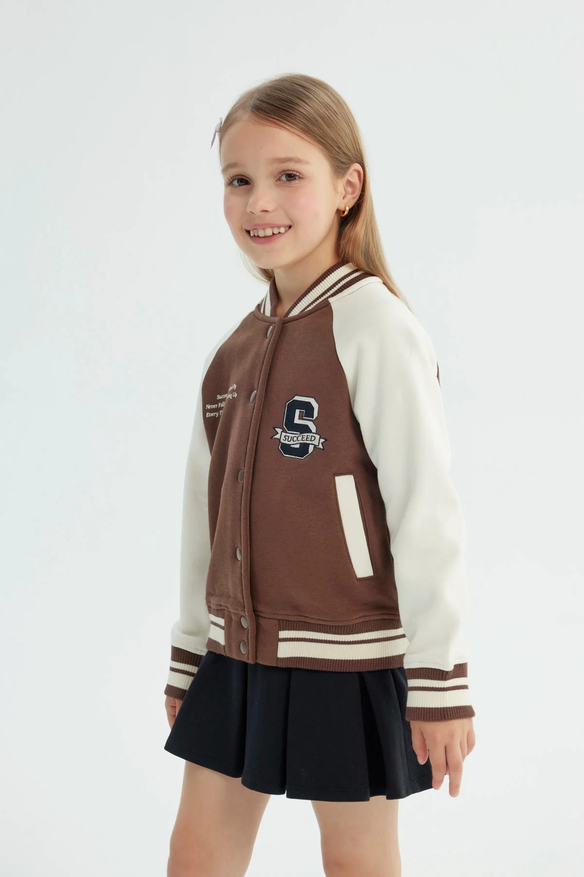 Chaqueta Niña Oversize Café - Image 2