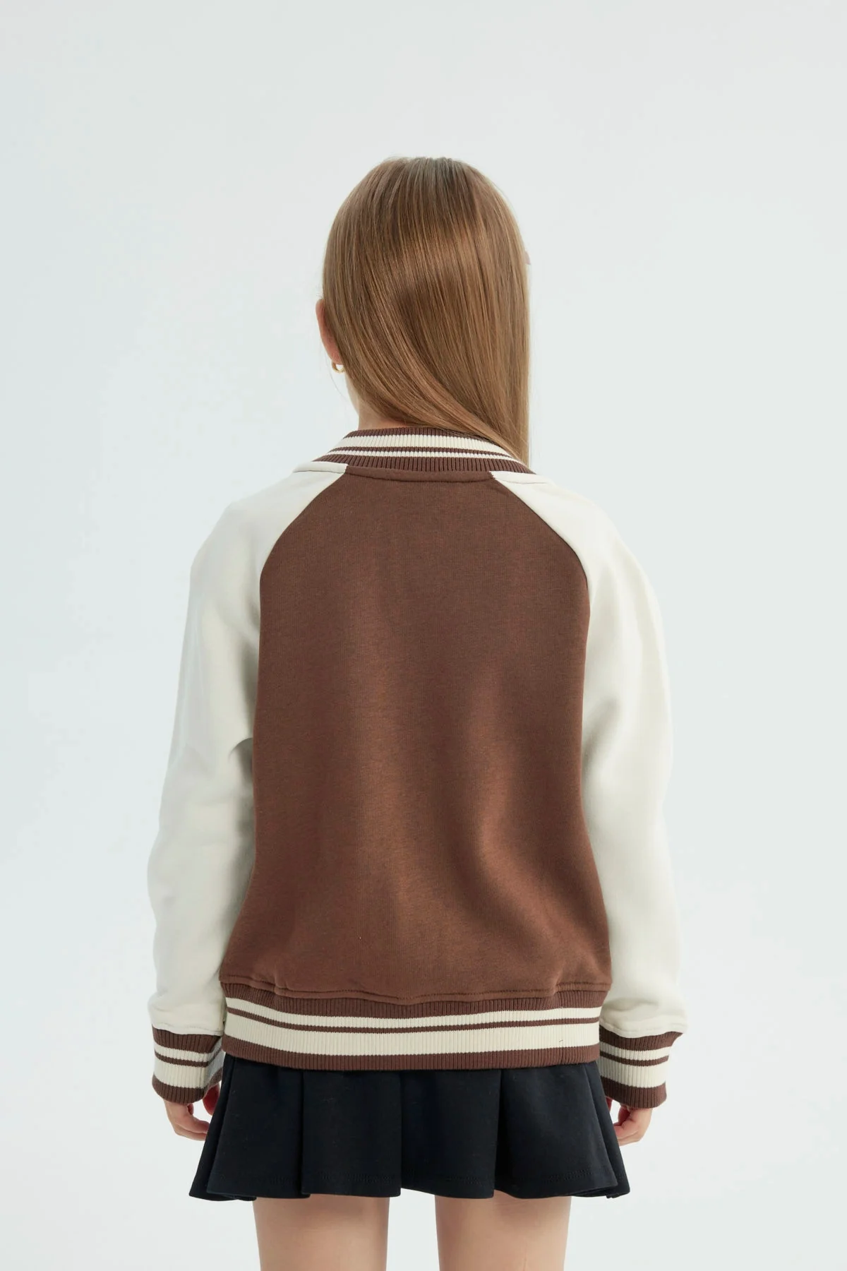 Chaqueta Niña Oversize Café - Image 3