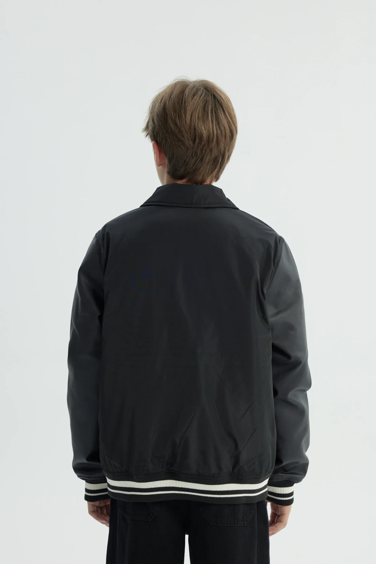 Chaqueta Niño Slim Negro - Image 3