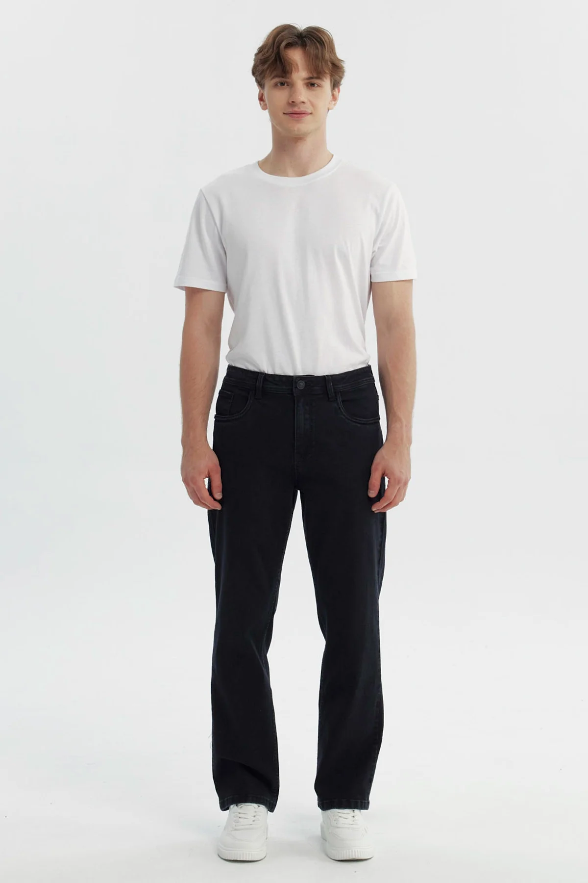 Jeans Hombre Clásico Negro - Image 4