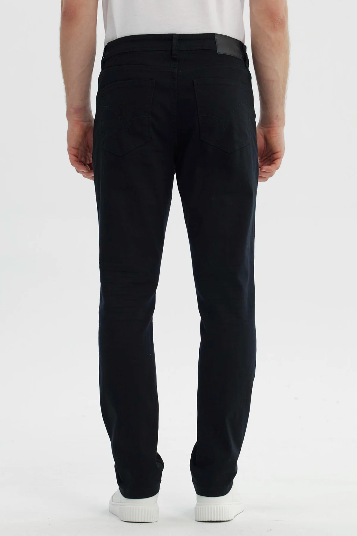 Jeans Hombre Slim Negro - Image 3