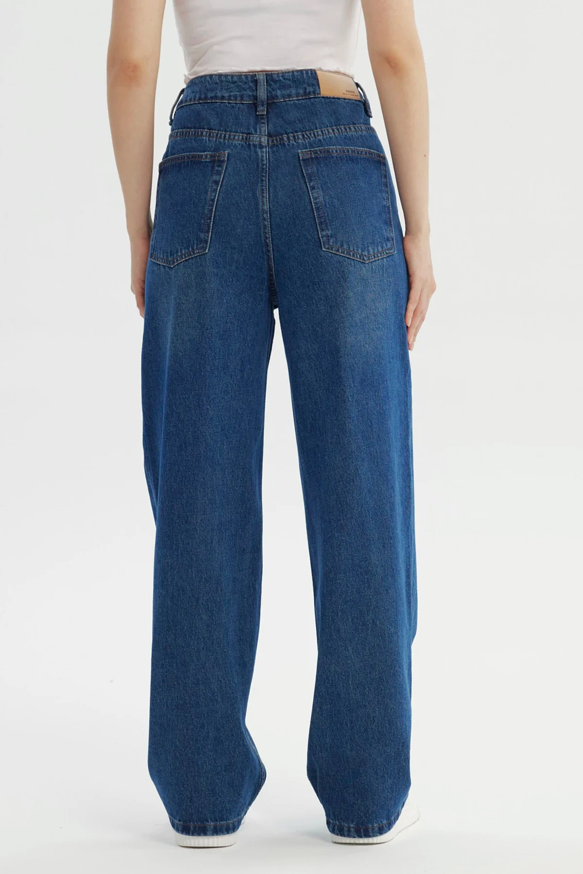Jeans Mujer Calce Recto Azul Oscuro - Image 3