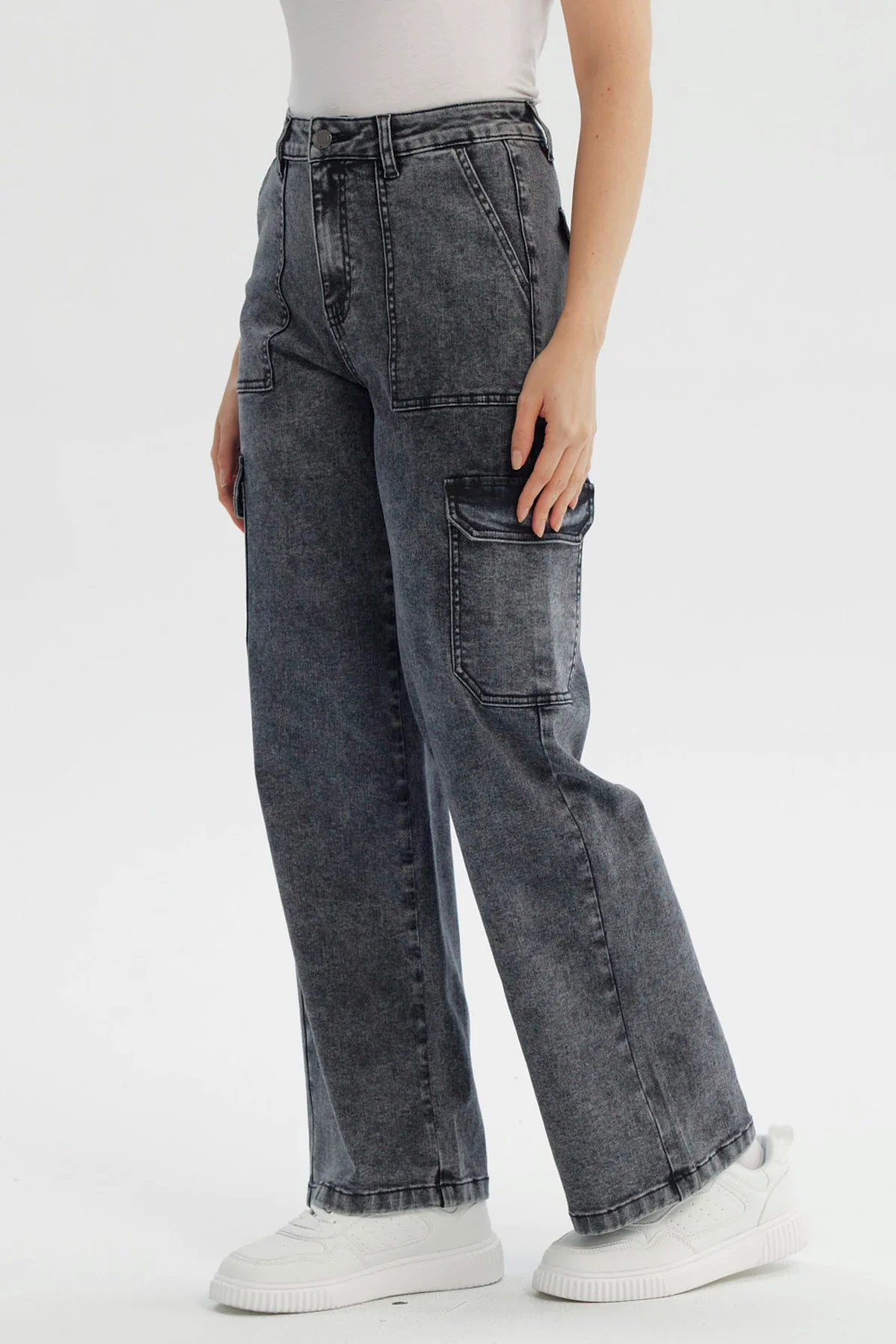 Jeans Mujer Calce Recto Gris Oscuro - Image 2