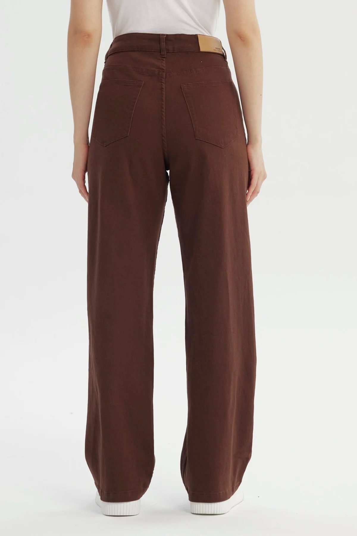 Jeans Mujer Calce Recto Marron - Image 3