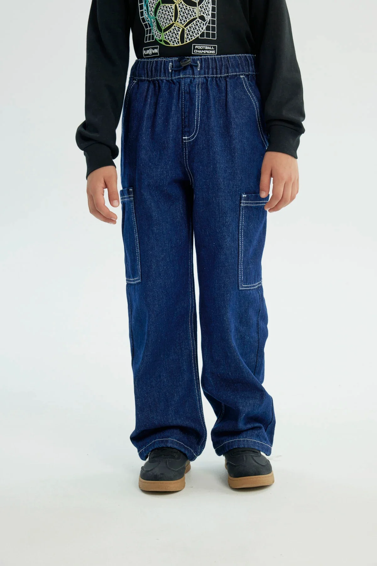Jeans Niño Calce Recto Azul Oscuro