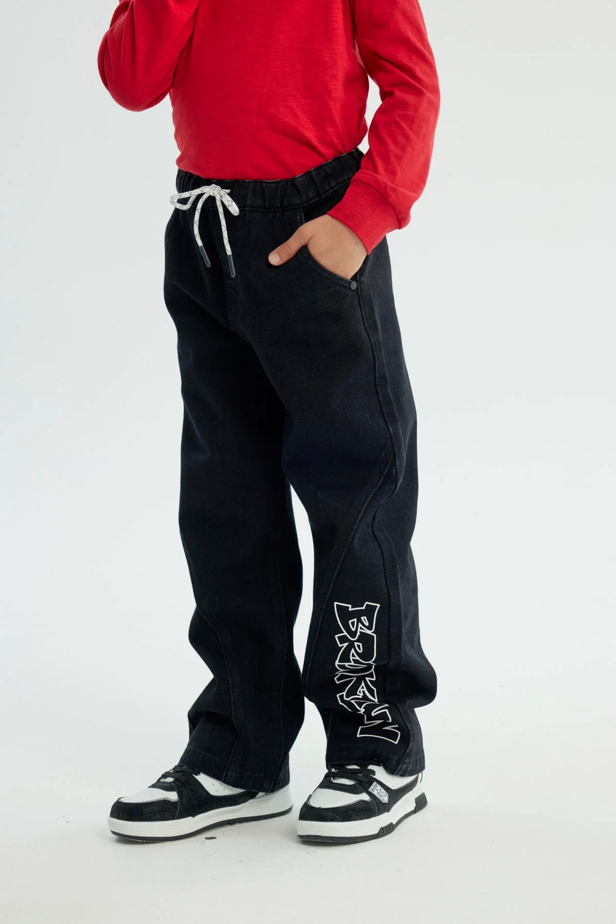 Jeans Niño Calce Recto Negro - Image 2