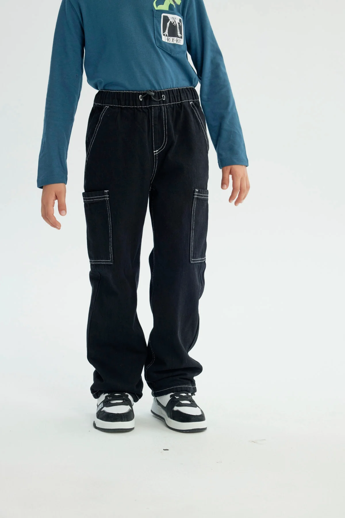 Jeans Niño Calce Recto Negro