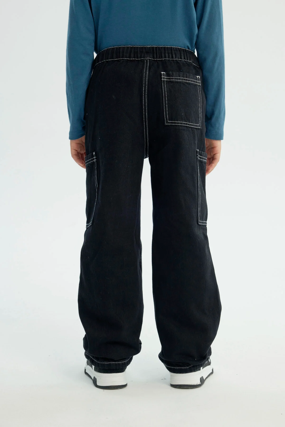 Jeans Niño Calce Recto Negro - Image 3