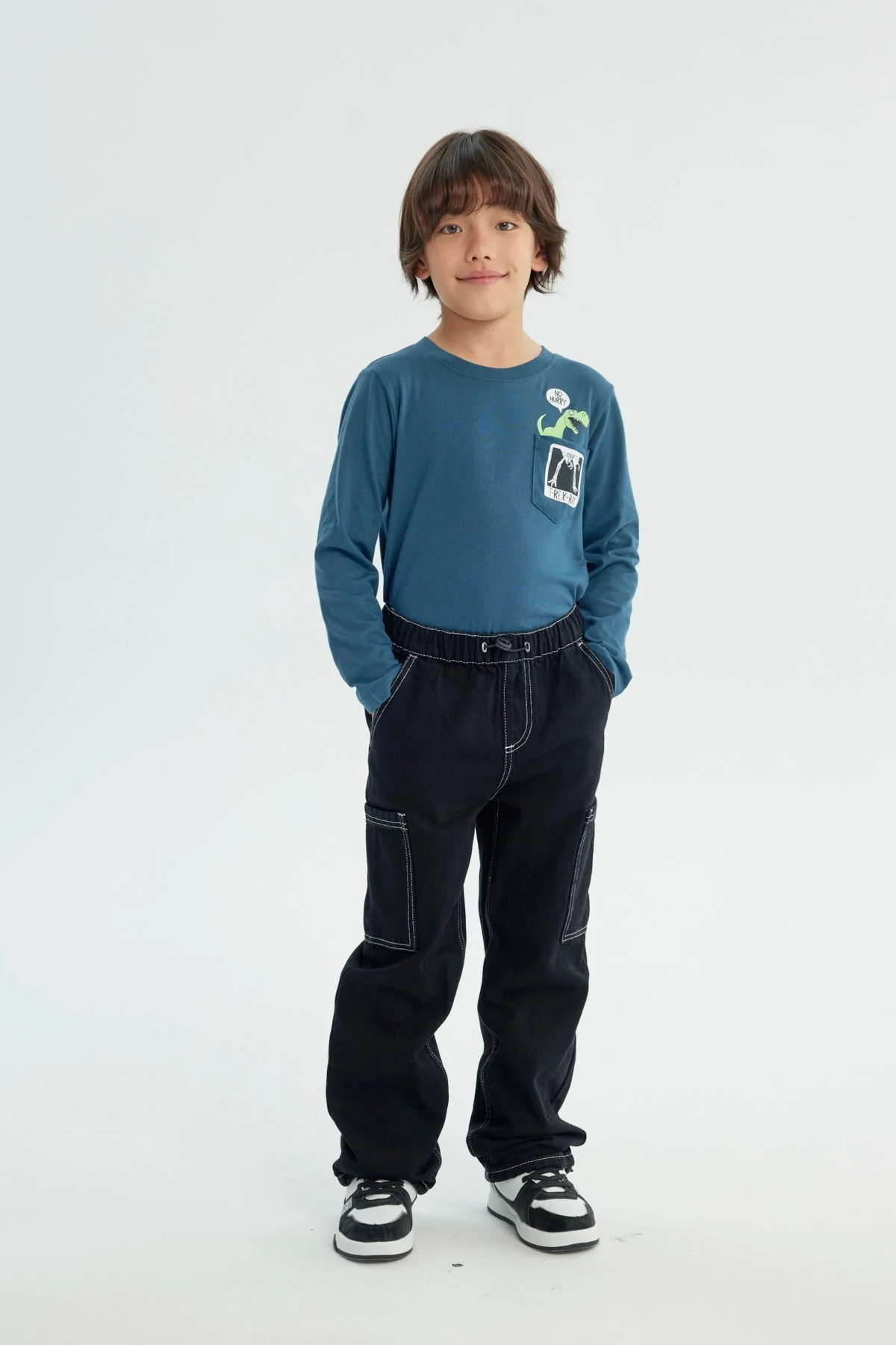 Jeans Niño Calce Recto Negro - Image 4