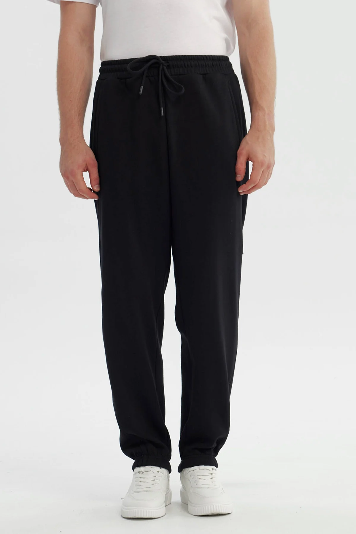 Pantalón Buzo Hombre Amplio Negro