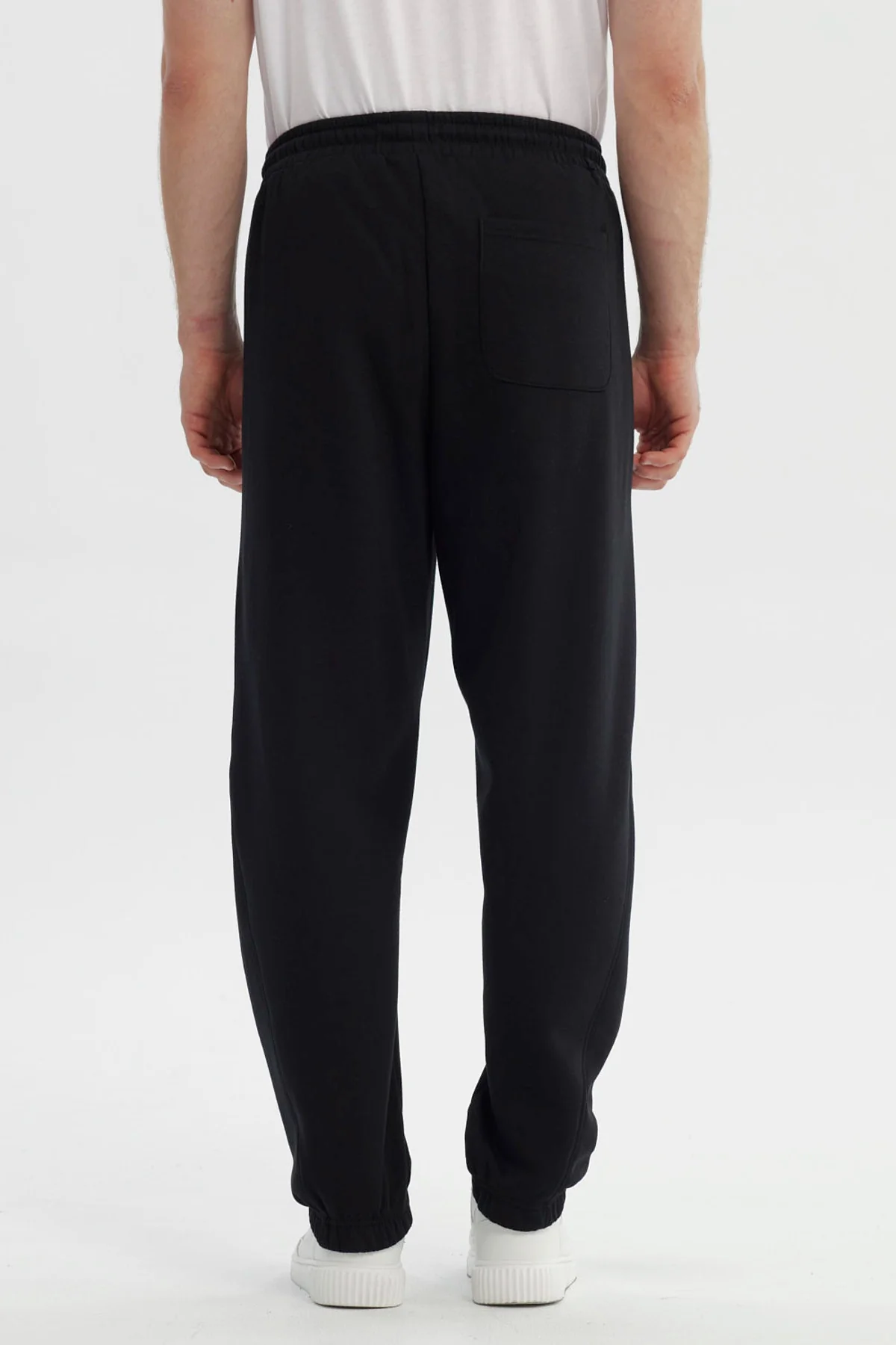 Pantalón Buzo Hombre Amplio Negro - Image 3