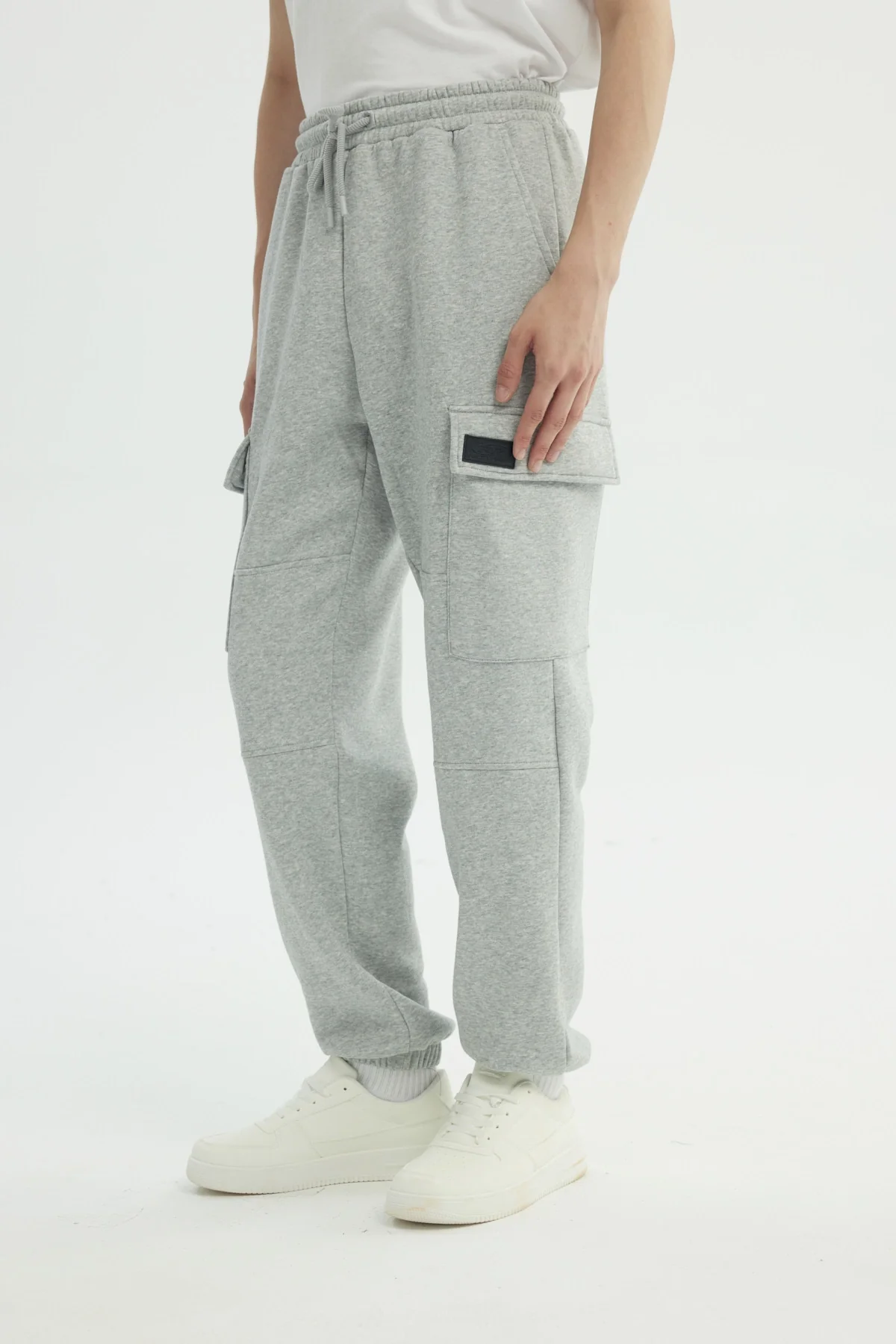 Pantalón Buzo Hombre Calce Recto Gris Melange - Image 2