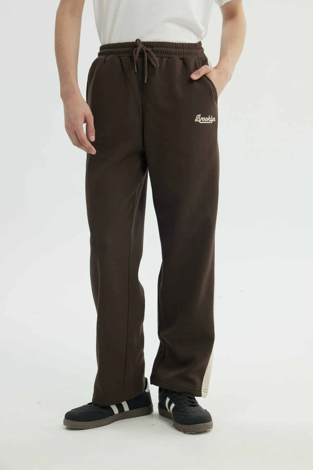 Pantalón Buzo Hombre Clásico Marron