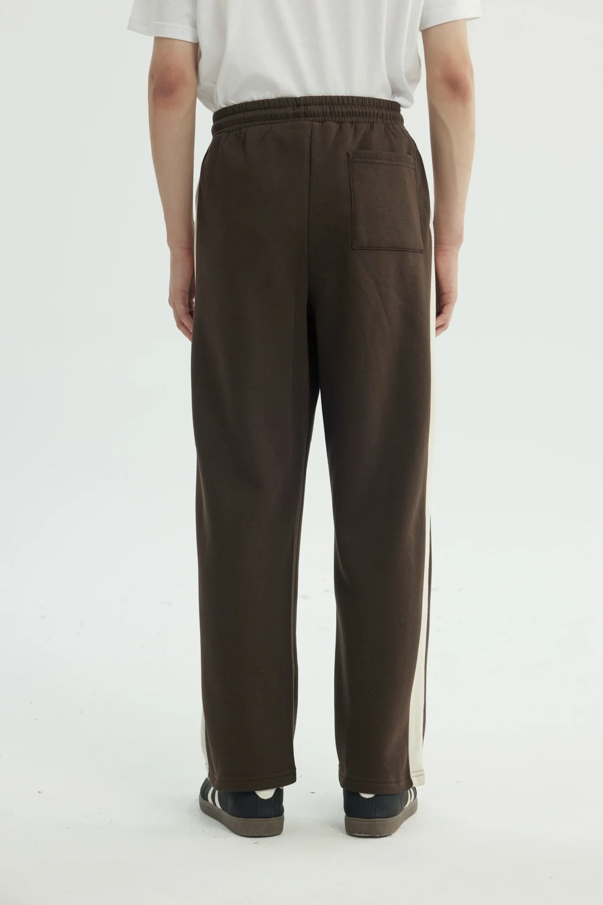 Pantalón Buzo Hombre Clásico Marron - Image 3