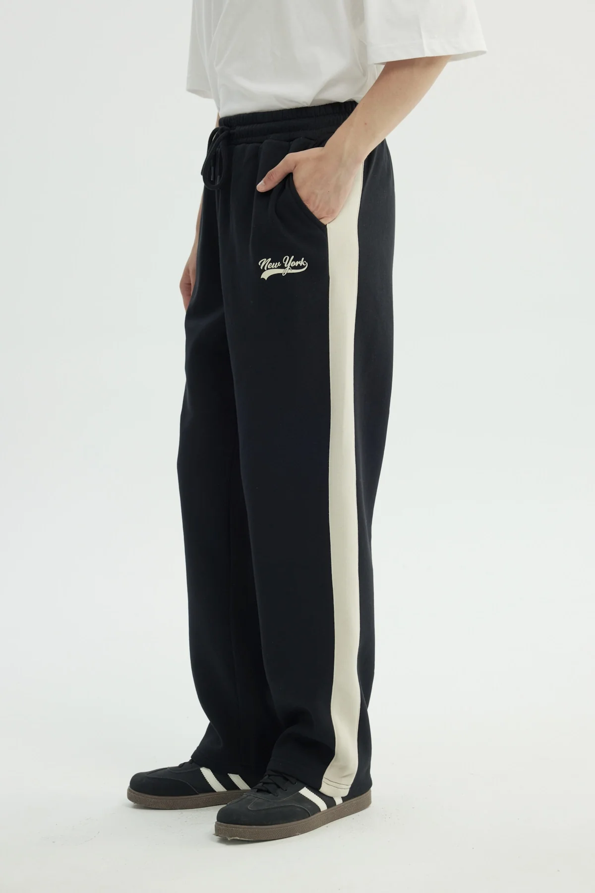 Pantalón Buzo Hombre Clásico Negro - Image 2