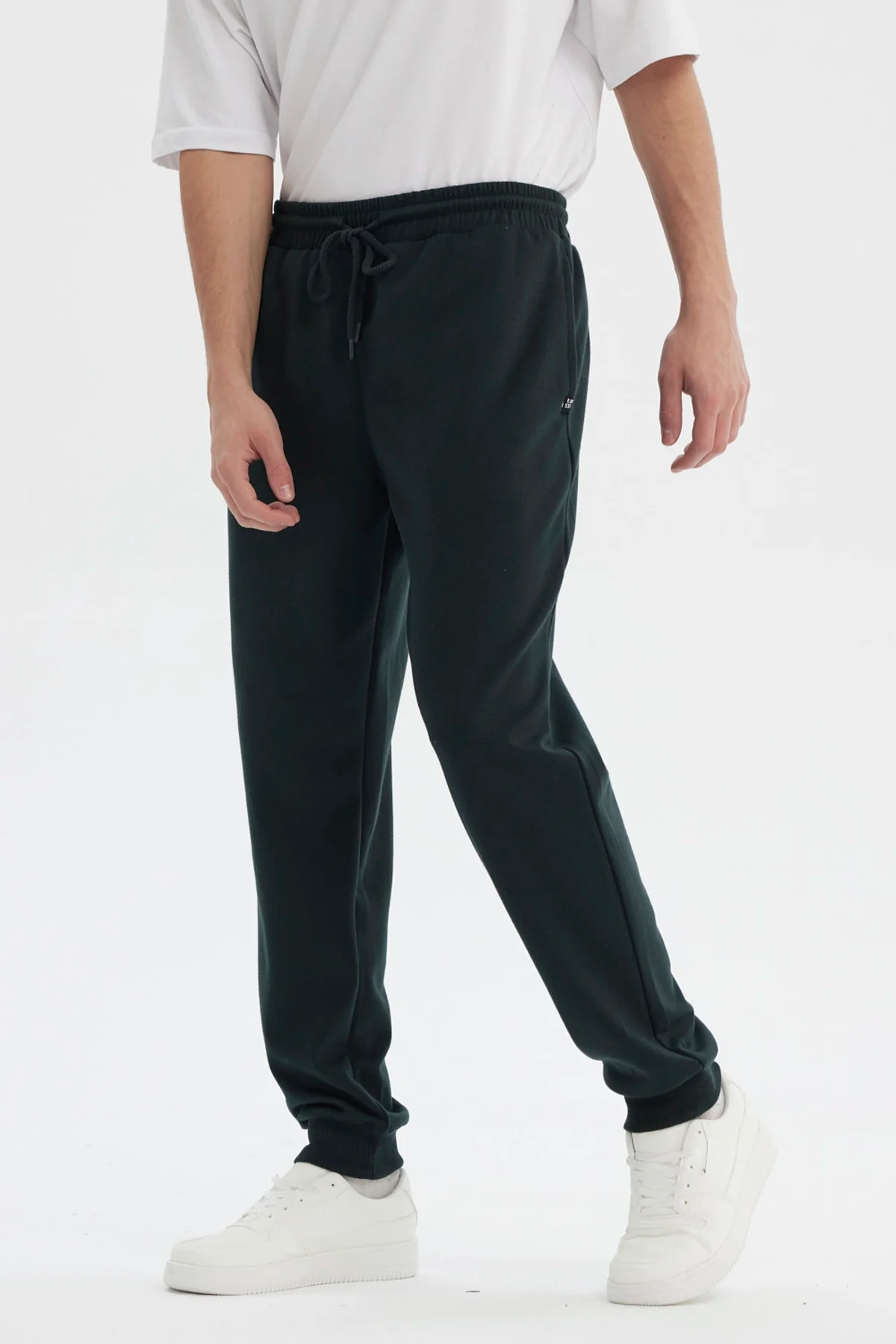 Pantalón Buzo Hombre Jogger Básico Verde - Image 2