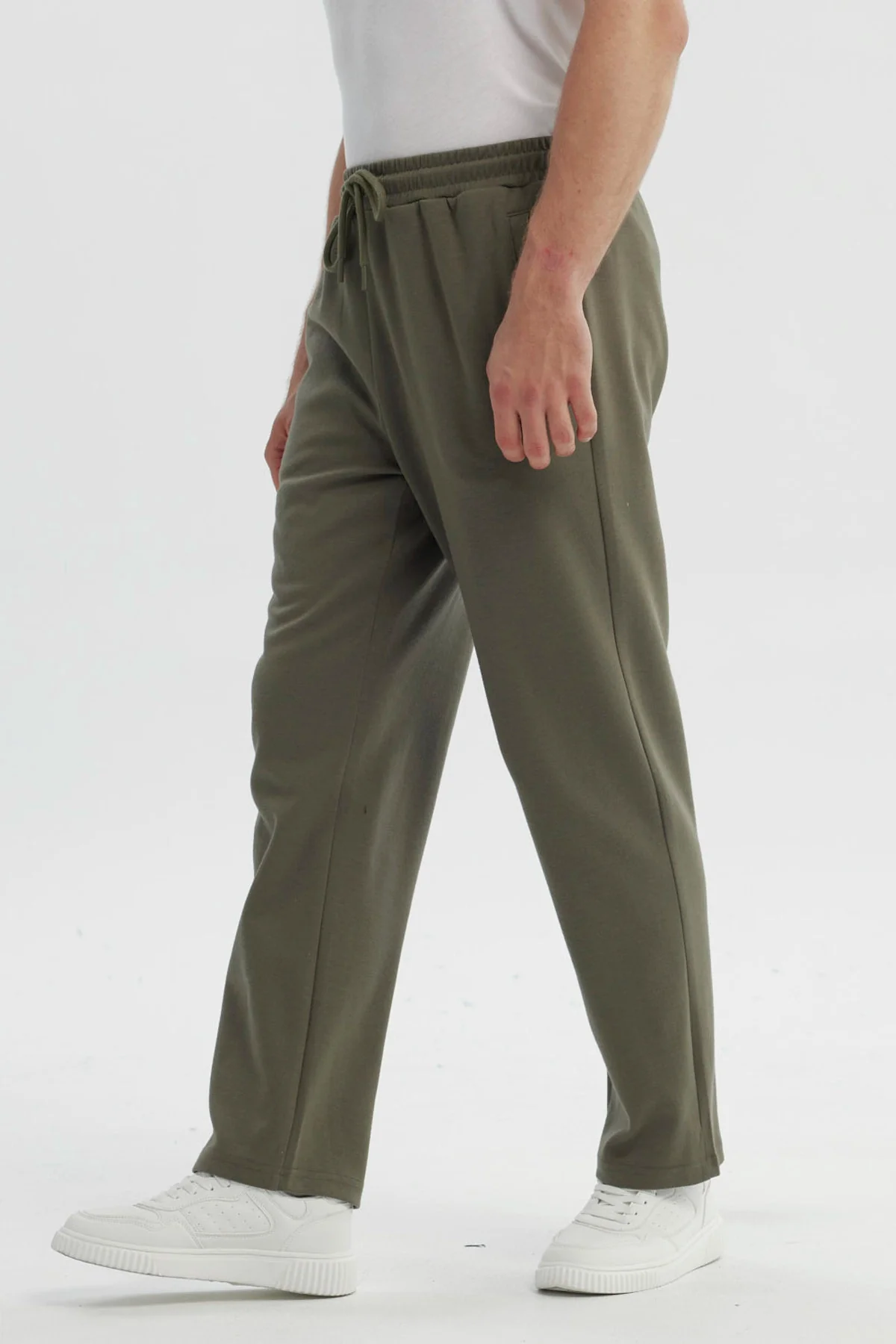 Pantalón Buzo Hombre Slim Verde Militar - Image 2