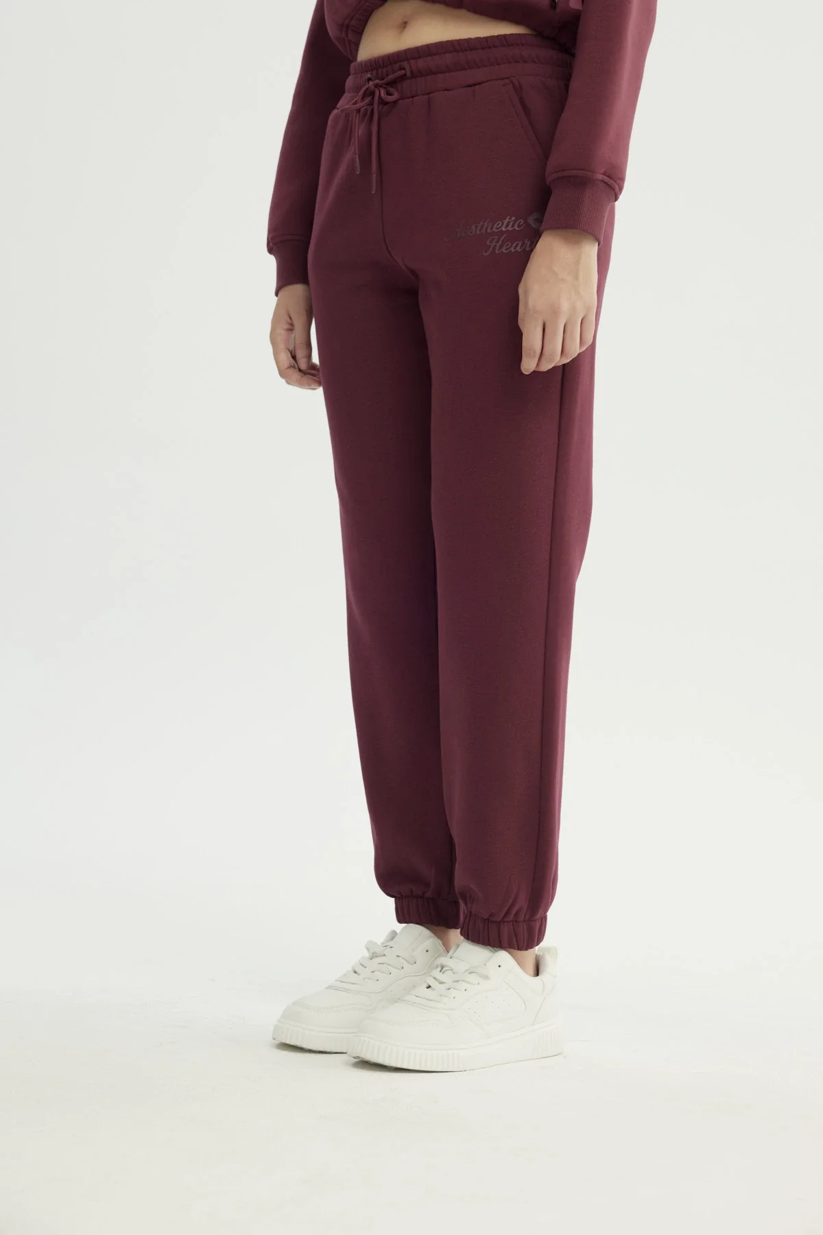 Pantalón Buzo Mujer Pitillo Burdeo - Image 2