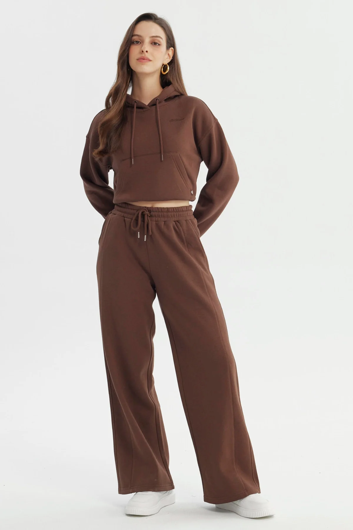 Pantalón Buzo Mujer Wide Leg Café - Image 4