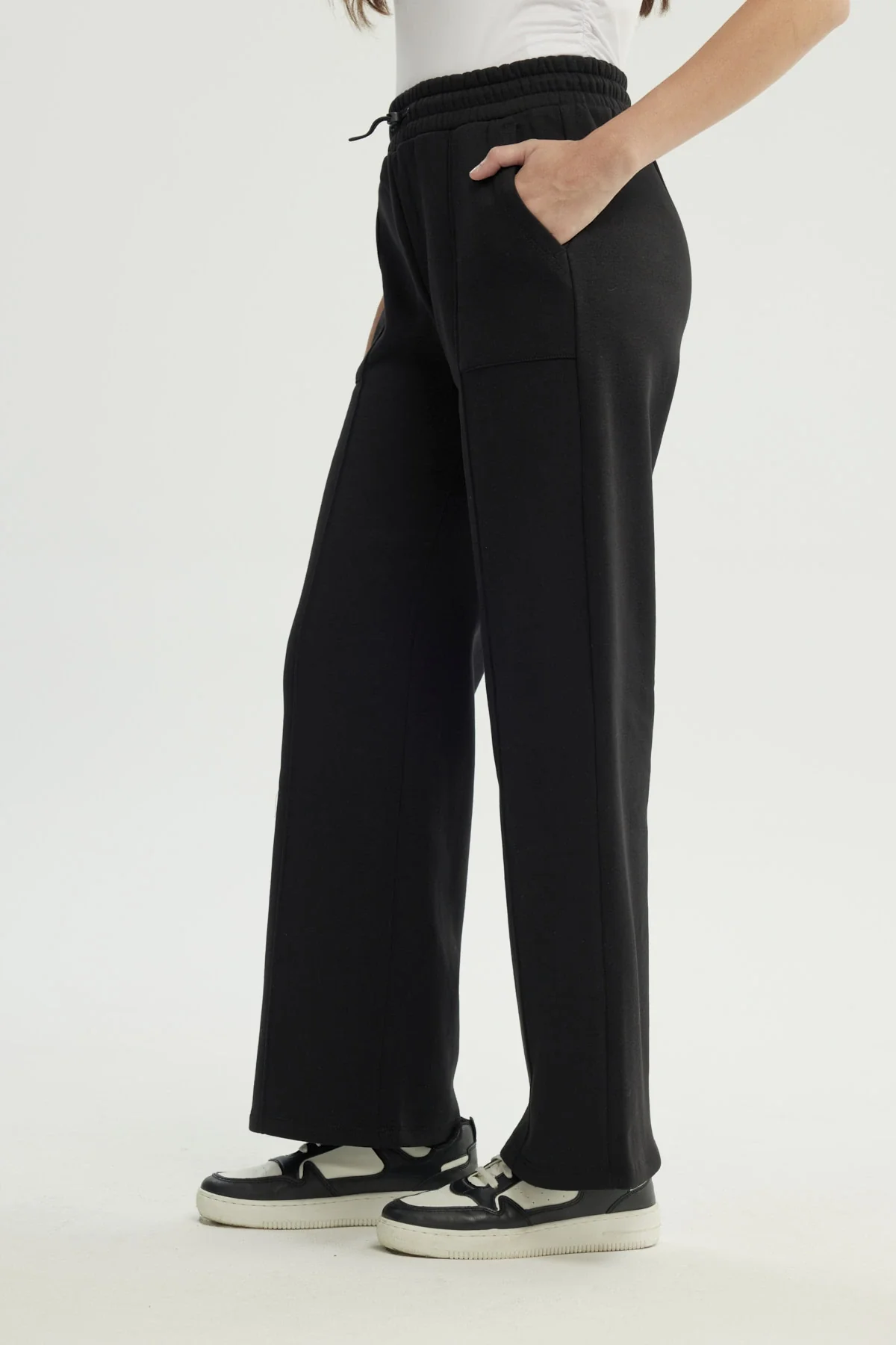 Pantalón Buzo Mujer Wide Leg Negro - Image 2