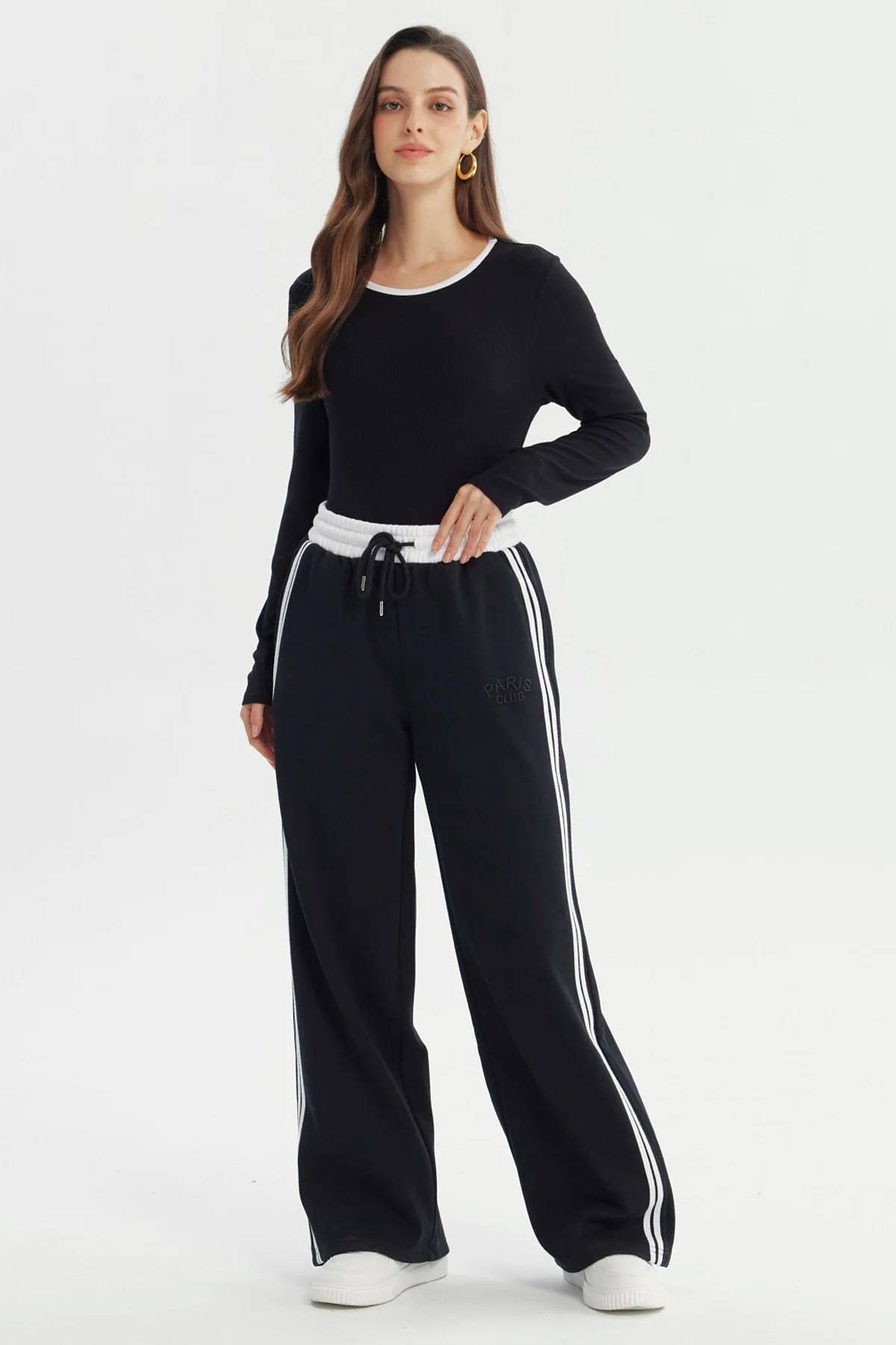 Pantalón Buzo Mujer Wide Leg Negro - Image 4