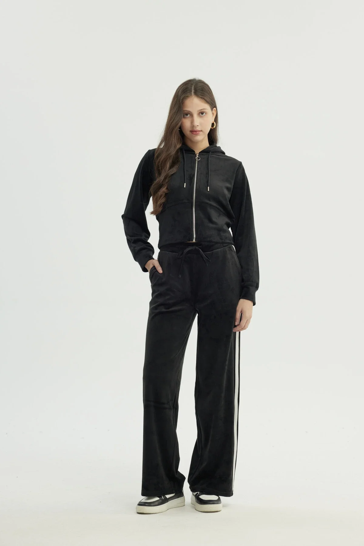 Pantalón Buzo Mujer Wide Leg Negro - Image 4