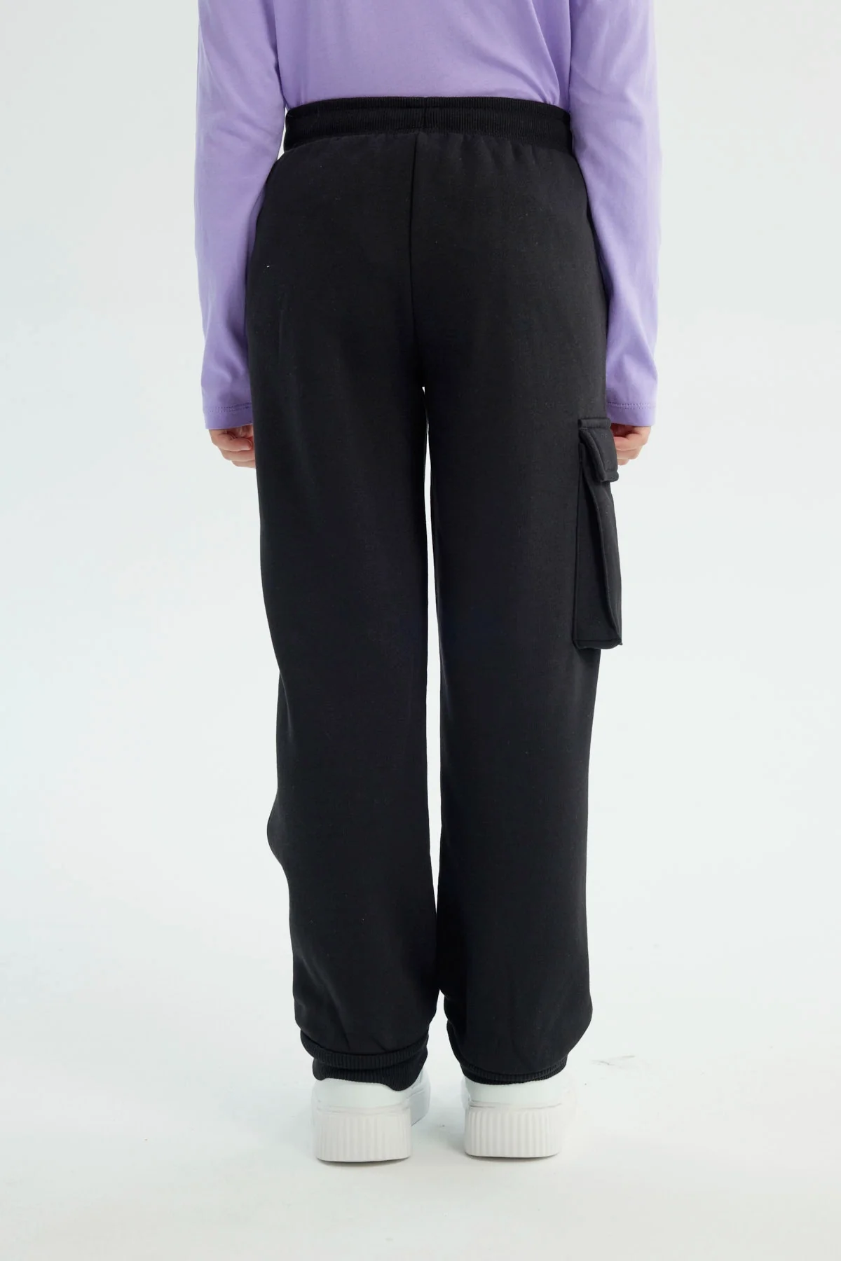 Pantalón Buzo Niña Kuromi Negro - Image 3