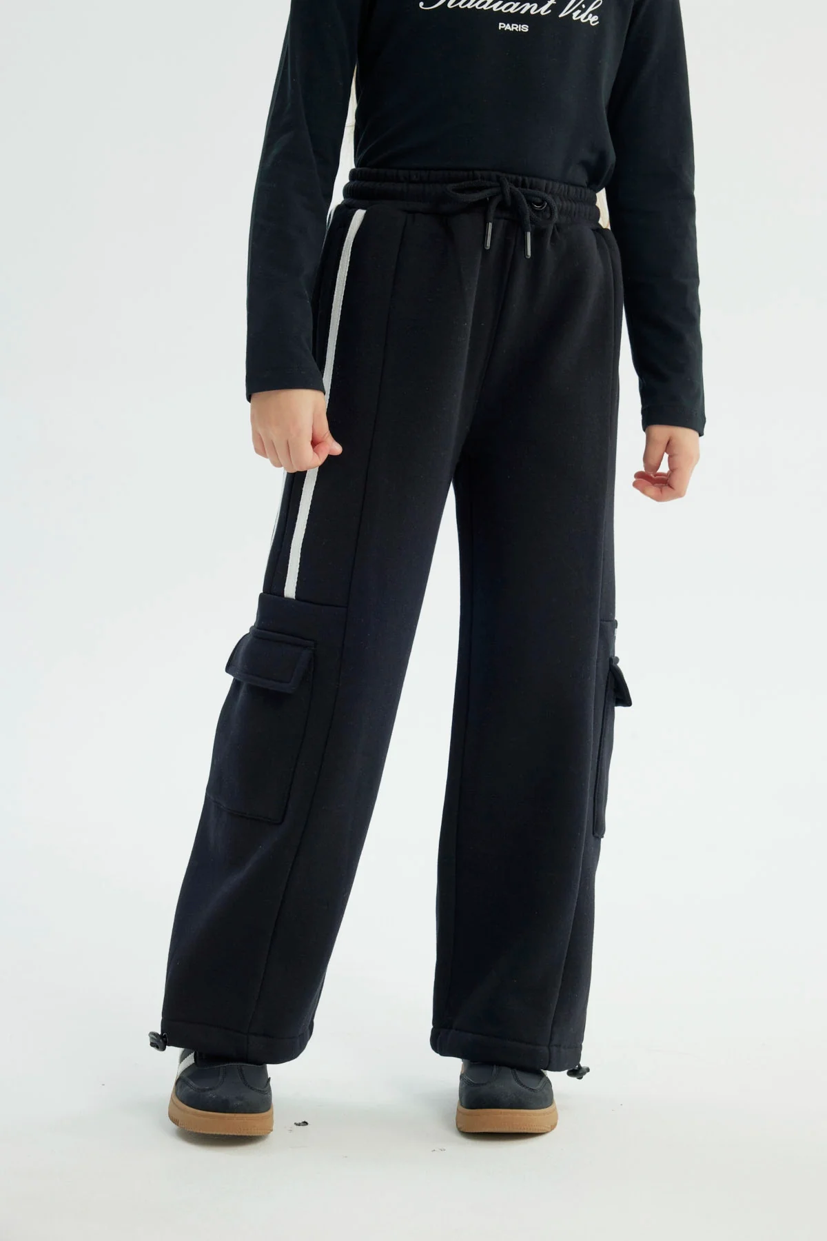 Pantalón Buzo Niña Wide Leg Negro
