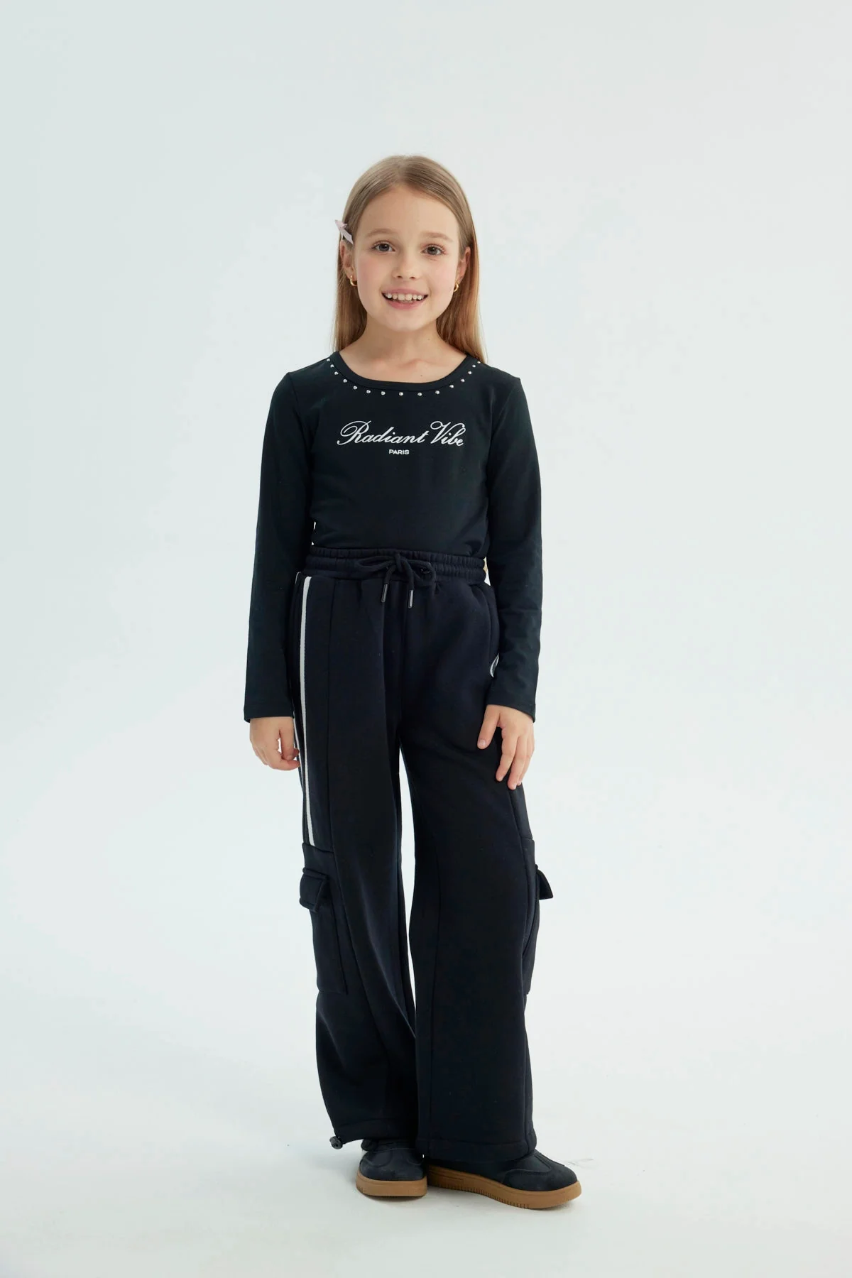 Pantalón Buzo Niña Wide Leg Negro - Image 4