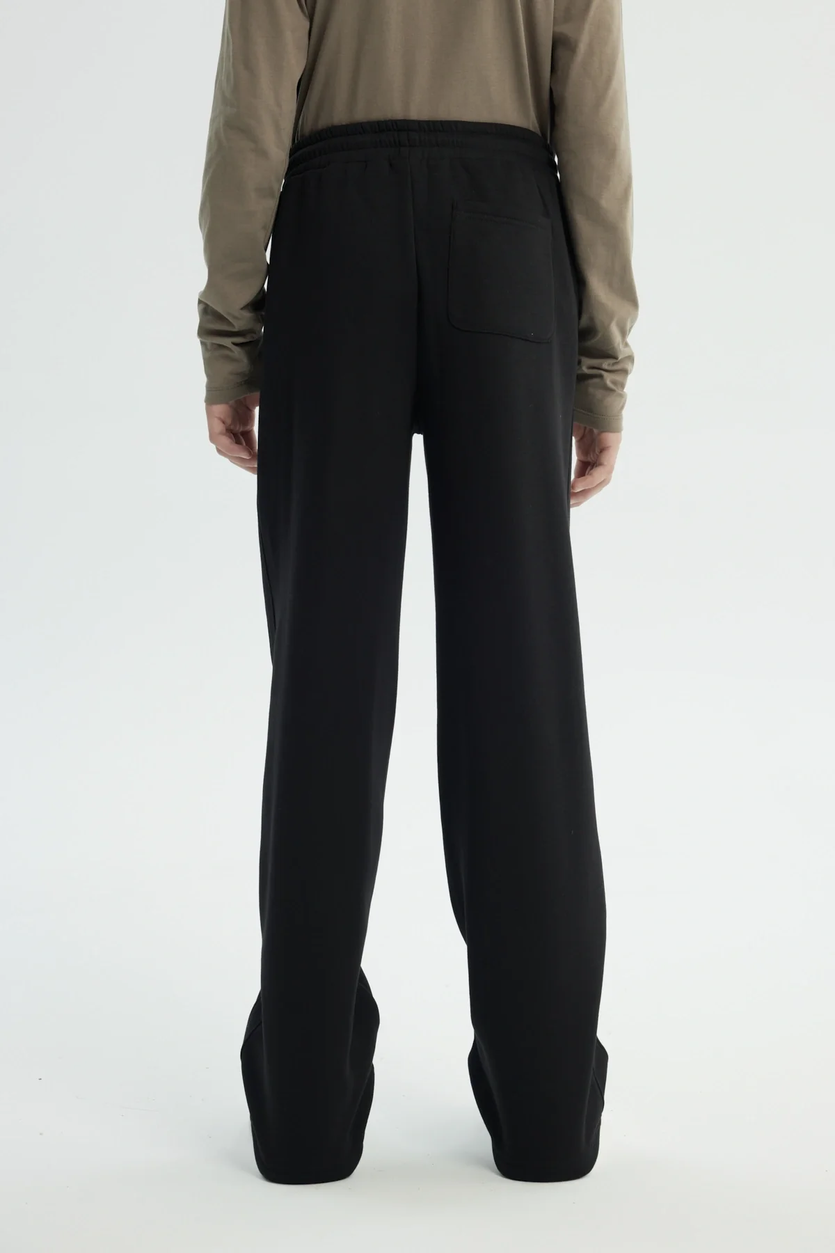 Pantalón Buzo Niño Amplio Negro - Image 3