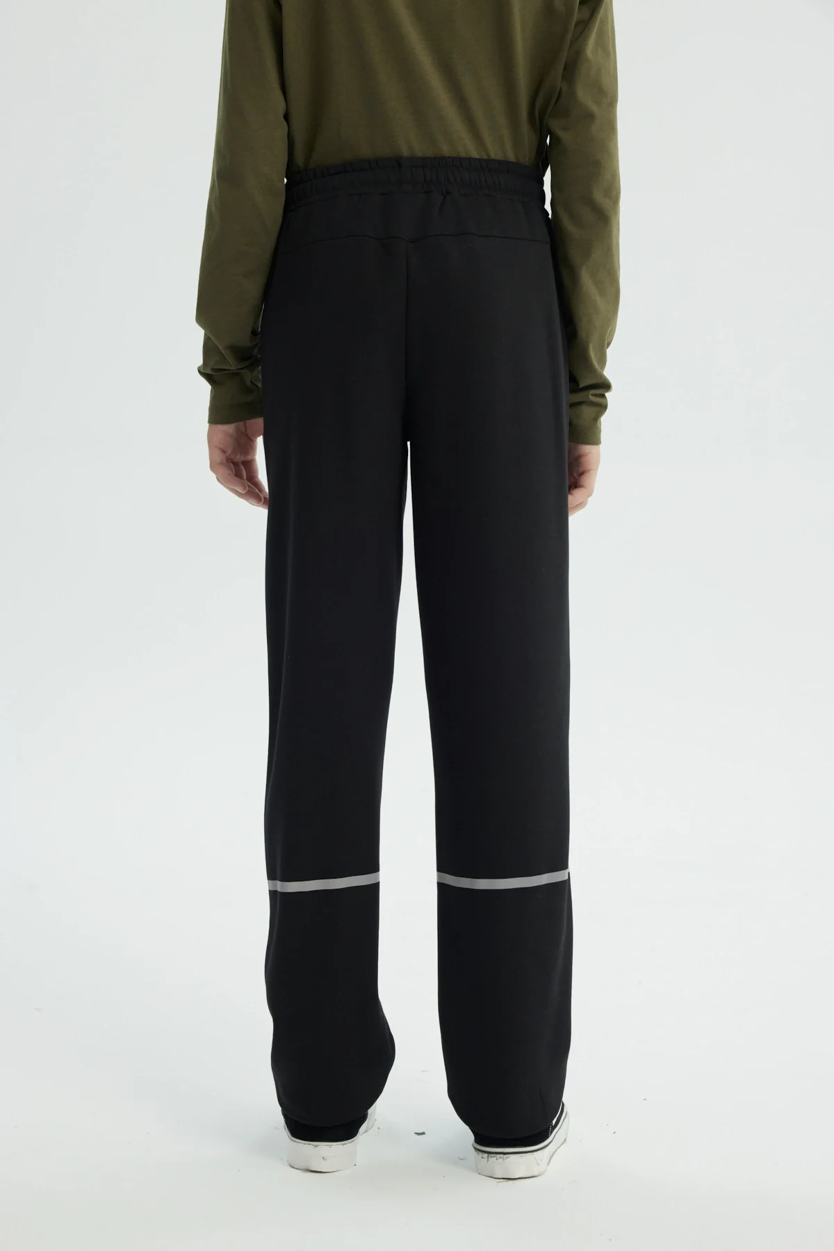 Pantalón Buzo Niño Clásico Negro - Image 3