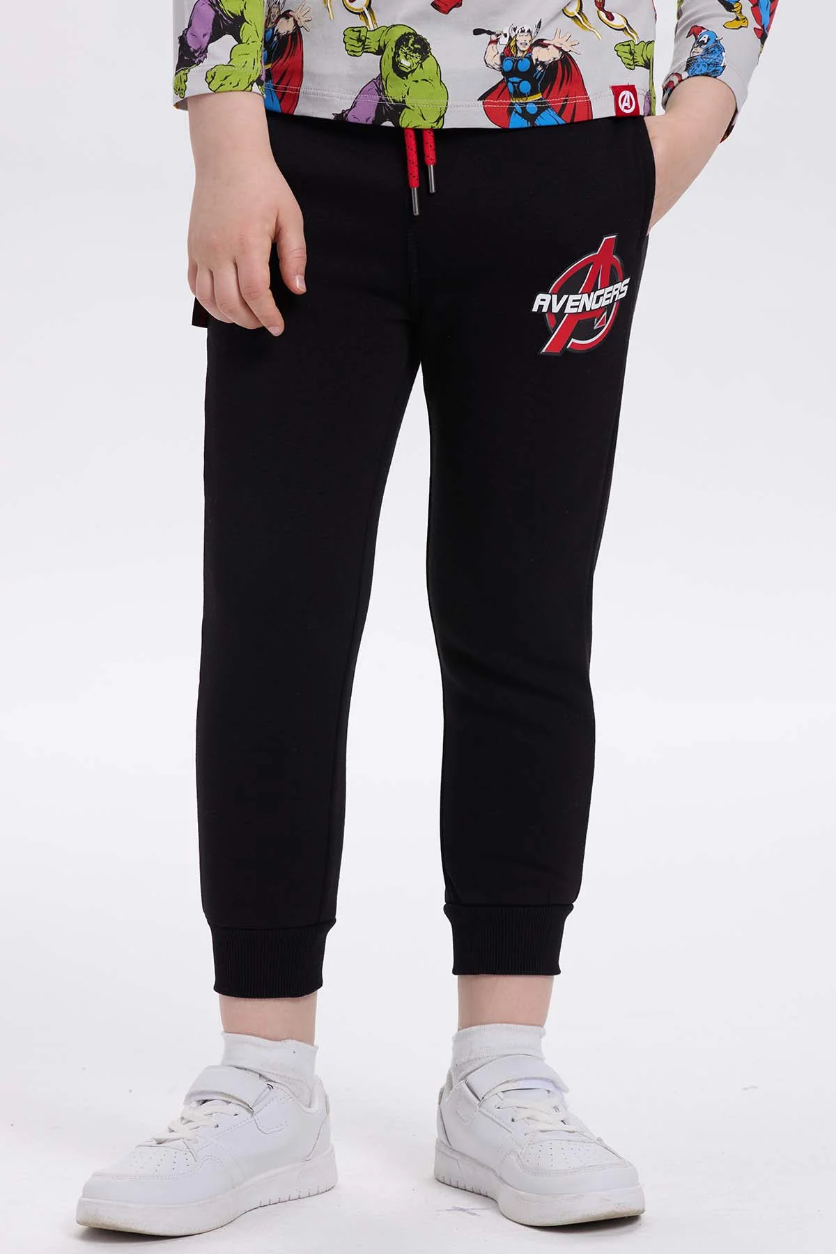 Pantalón Buzo Niño Jogger Avenger Negro