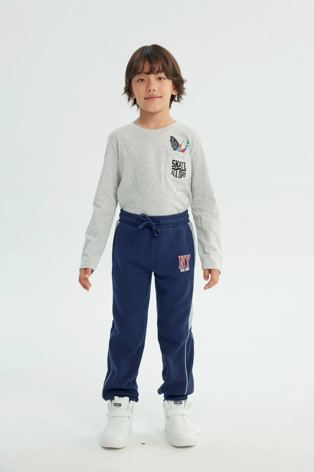 Pantalón Buzo Niño Pitillo Azul Oscuro - Image 4