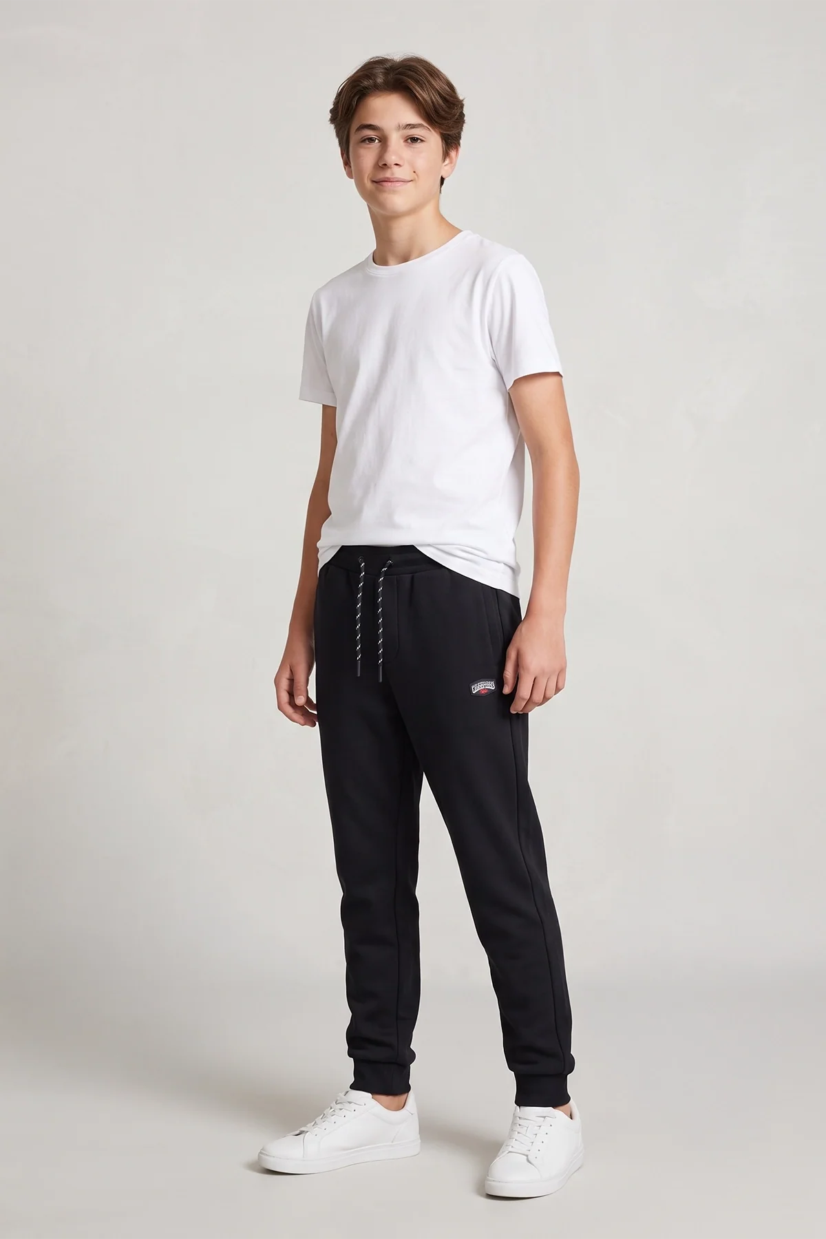 Pantalón Buzo Bipack Niño Pitillo Negro - Image 2