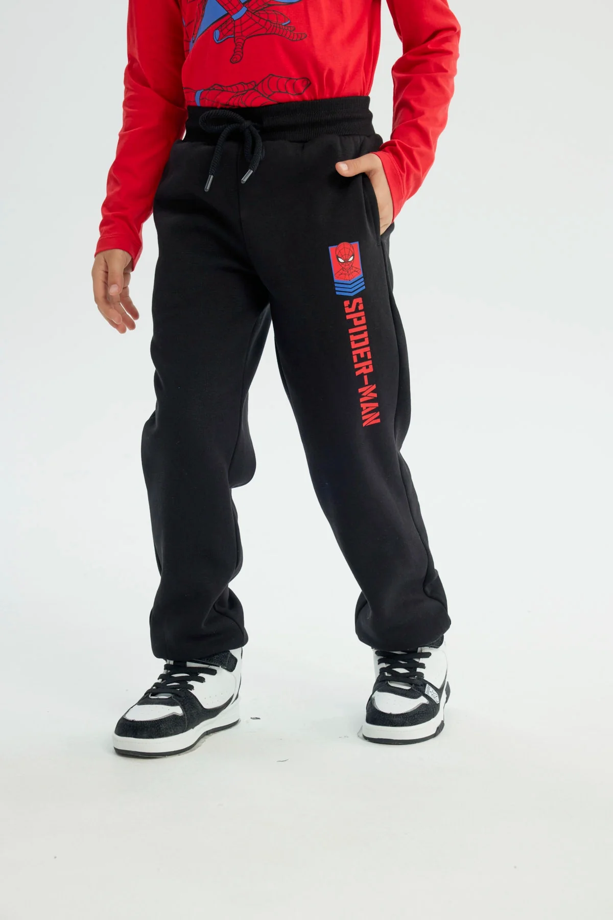 Pantalón Buzo Niño Pitillo Spiderman Negro - Image 2