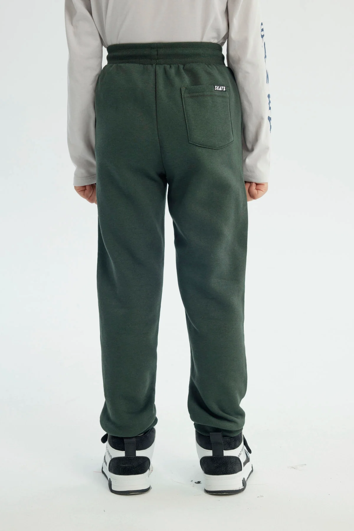 Pantalón Buzo Niño Pitillo Verde Oscuro - Image 3