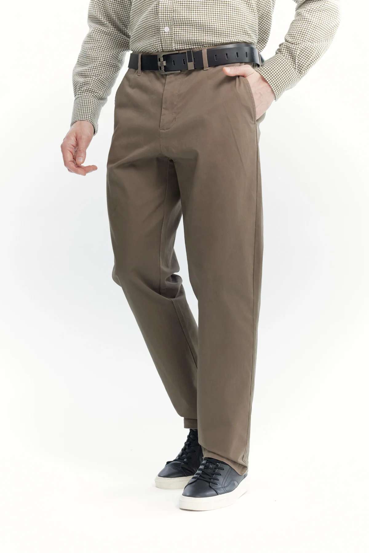 Pantalón Hombre Calce Recto Café - Image 2