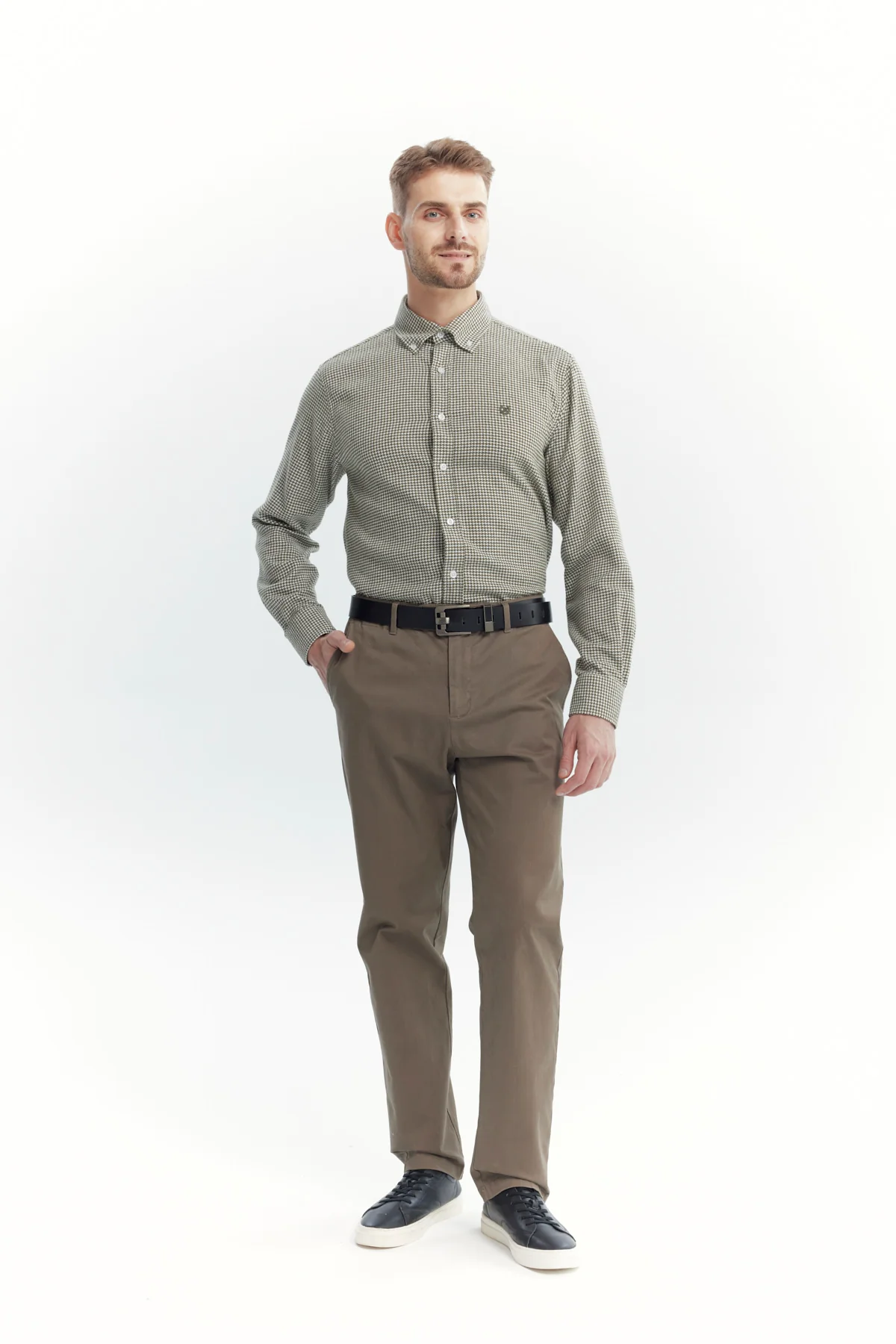 Pantalón Hombre Calce Recto Café - Image 4