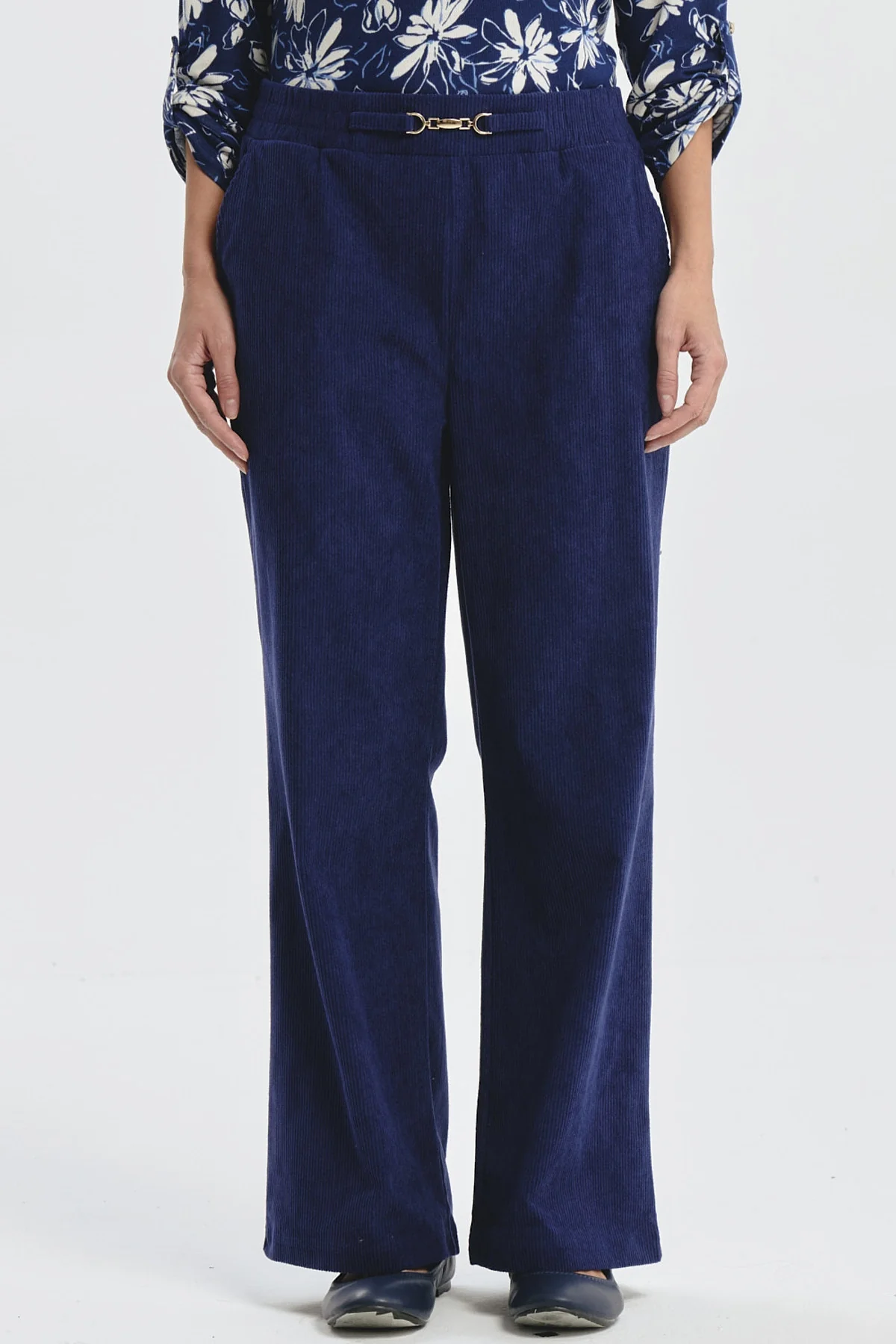 Pantalón Mujer Calce Recto Detalle Pretina Azul