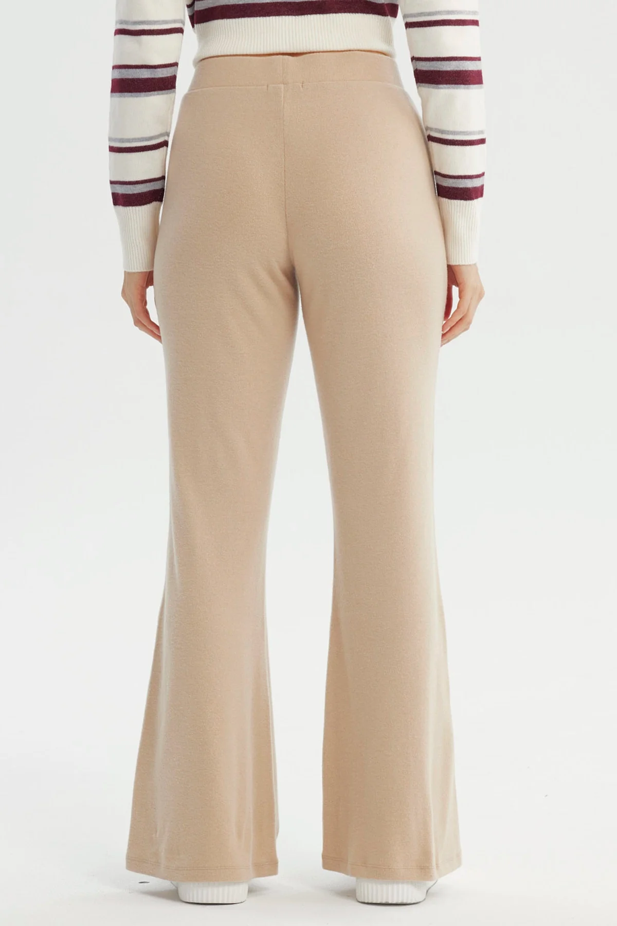 Pantalón Mujer Flare Beige - Image 3