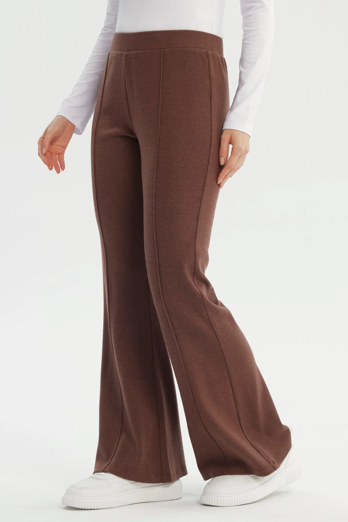 Pantalón Mujer Flare Café - Image 2