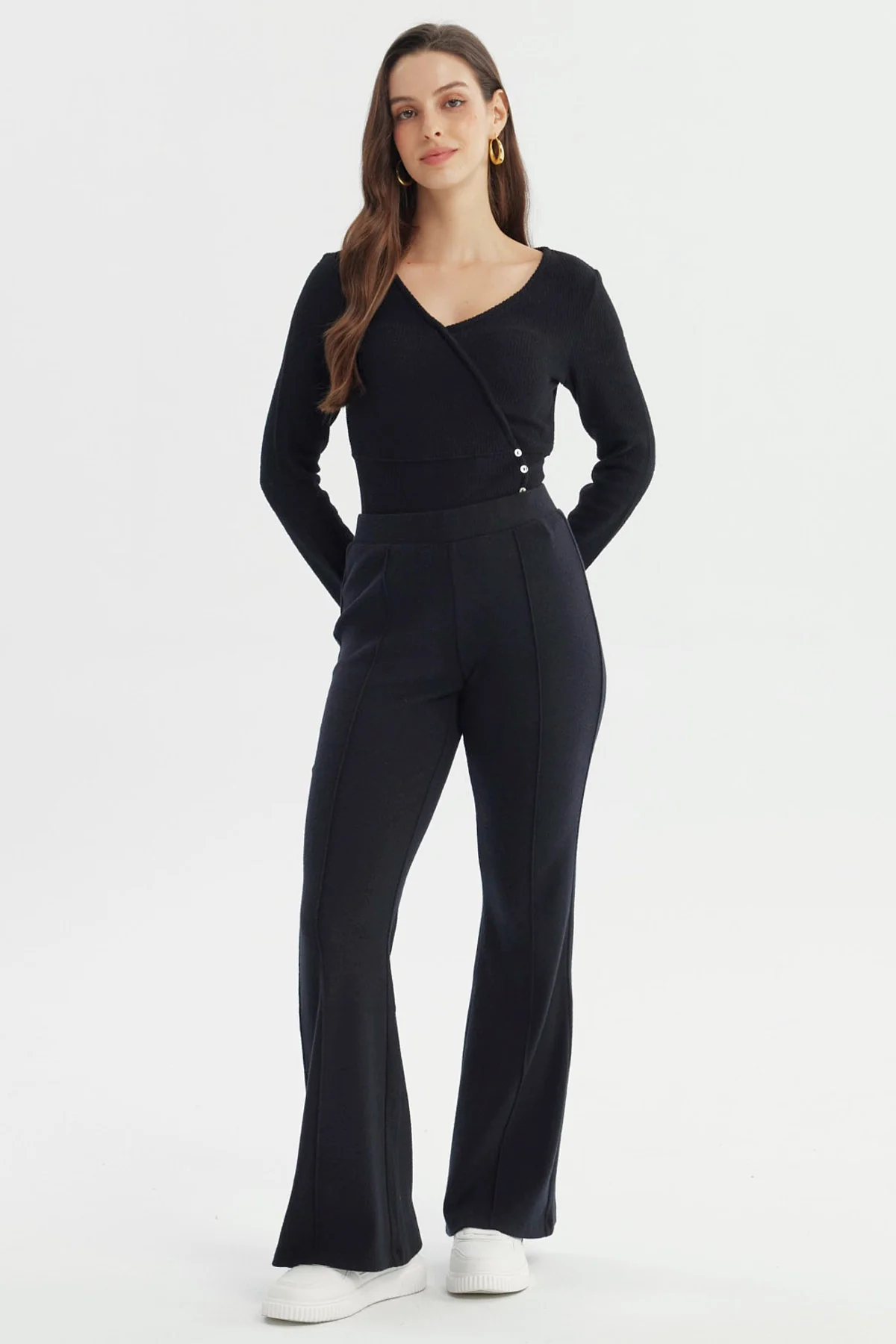 Pantalón Mujer Flare Negro - Image 4